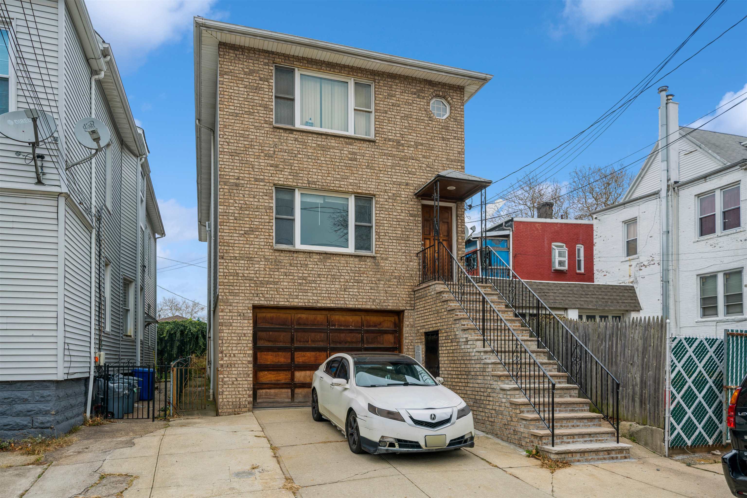 238 VAN NOSTRAND AVE