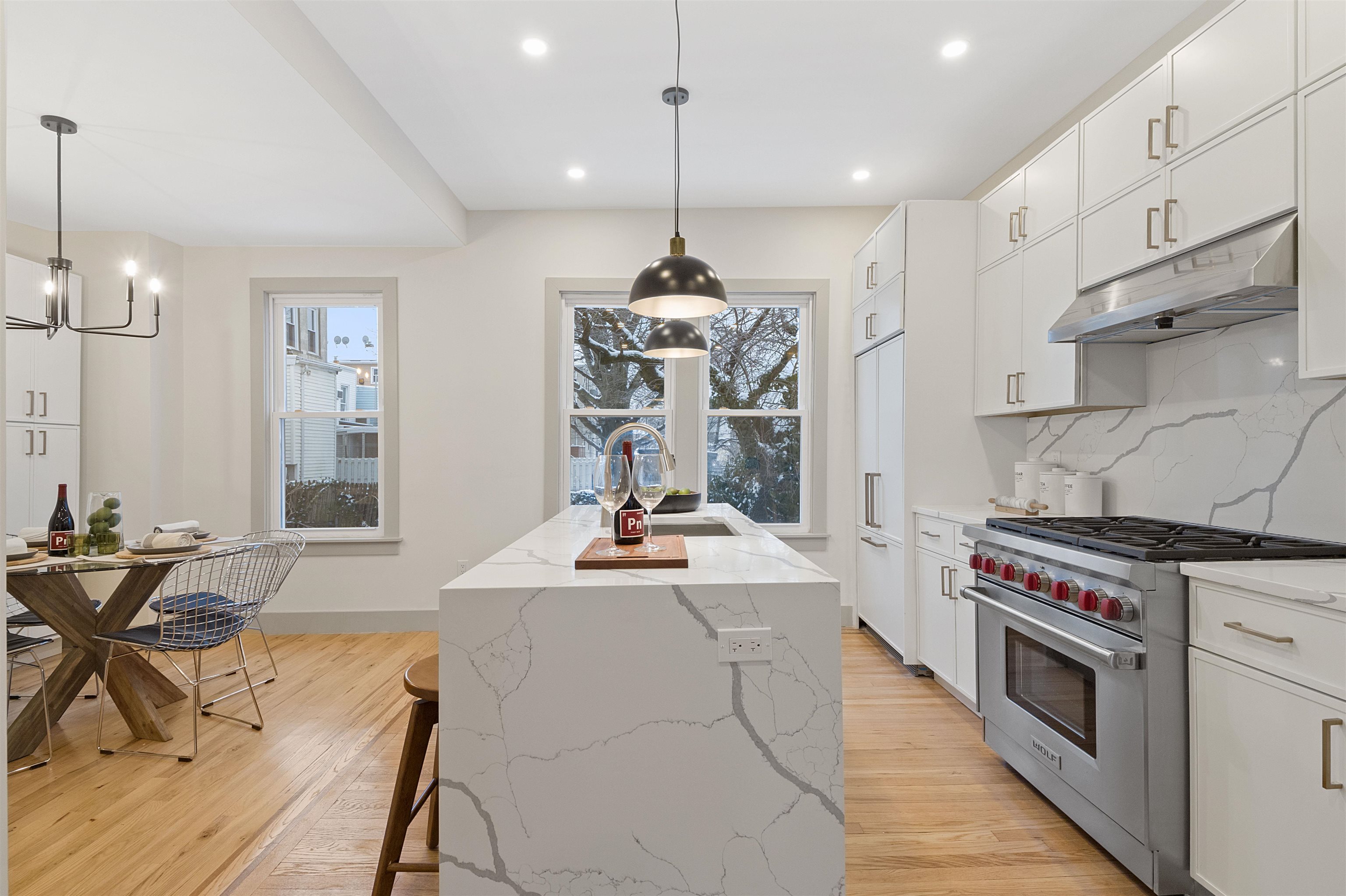 171 THORNE ST