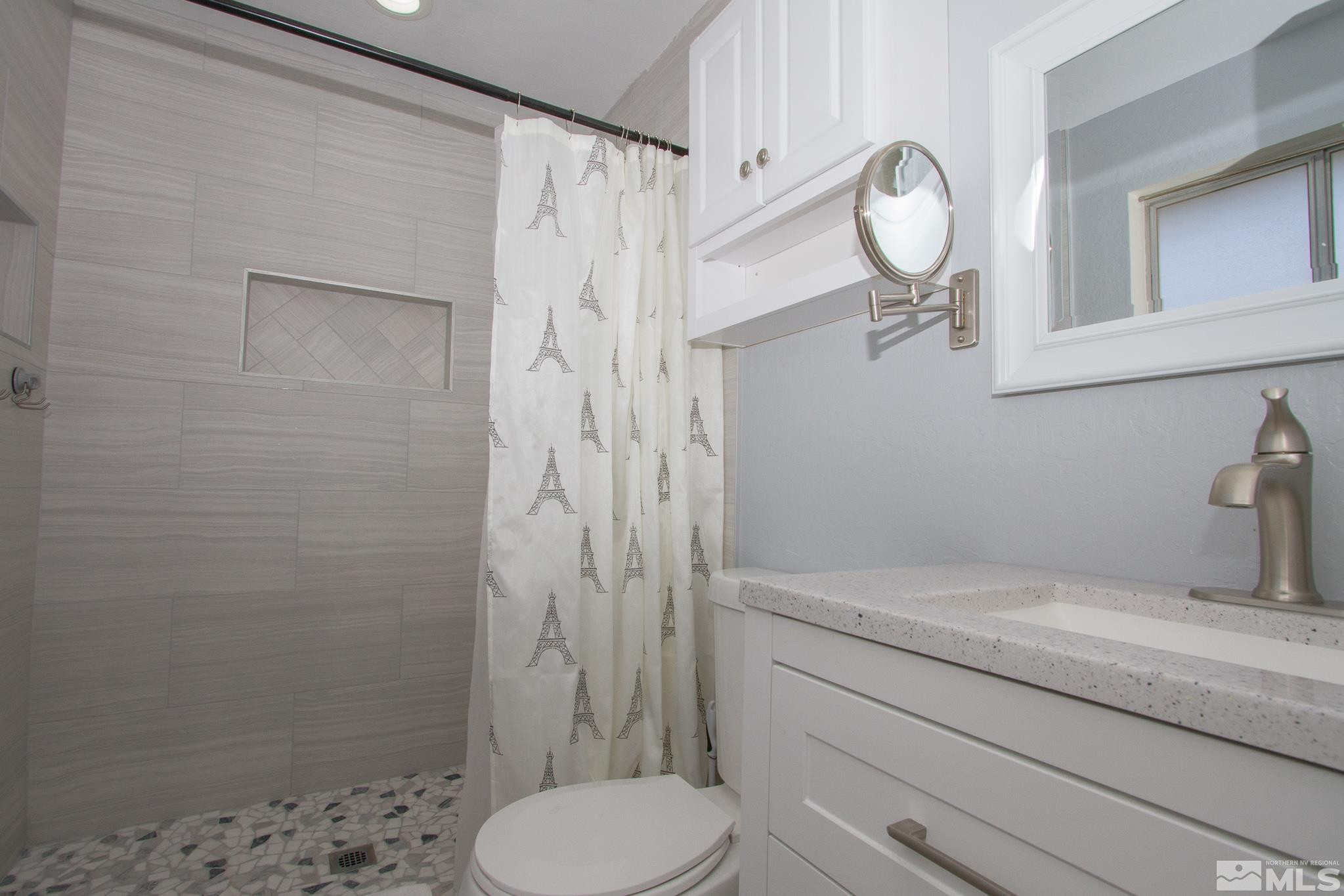 1123 Fremont Street