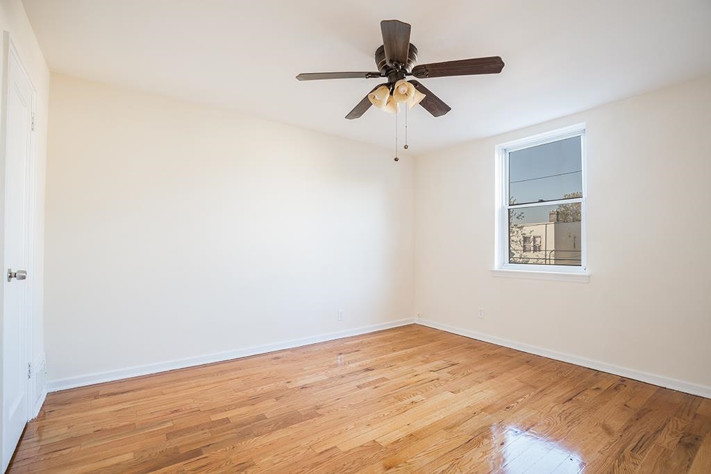 328 STEVENS AVE