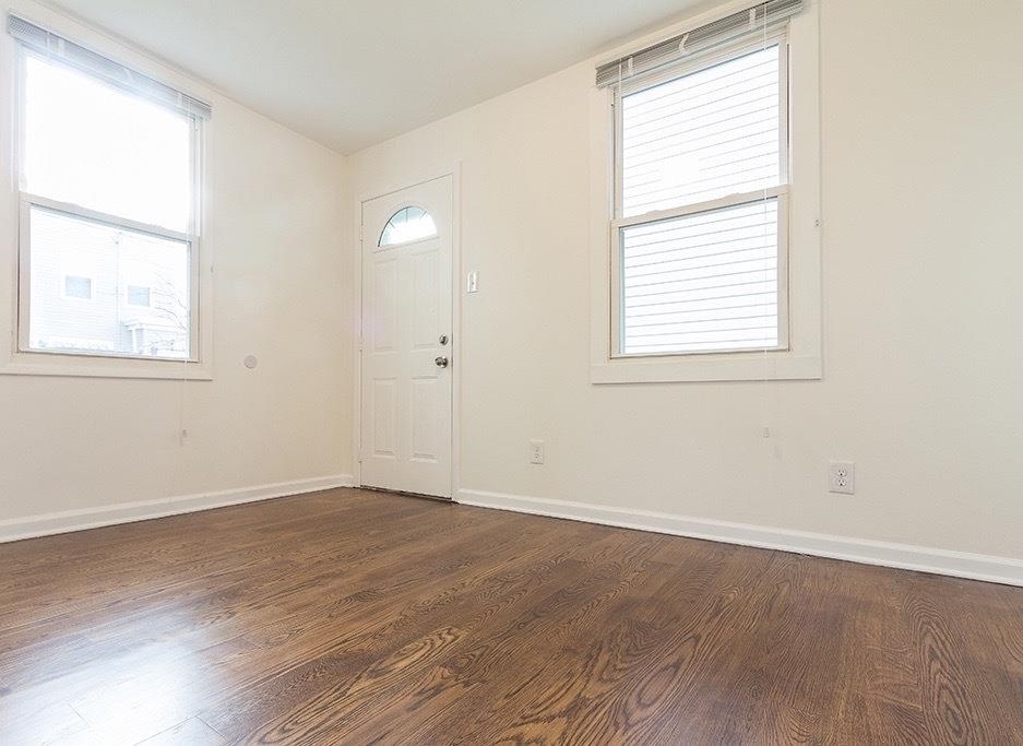 17 PIERCE AVE