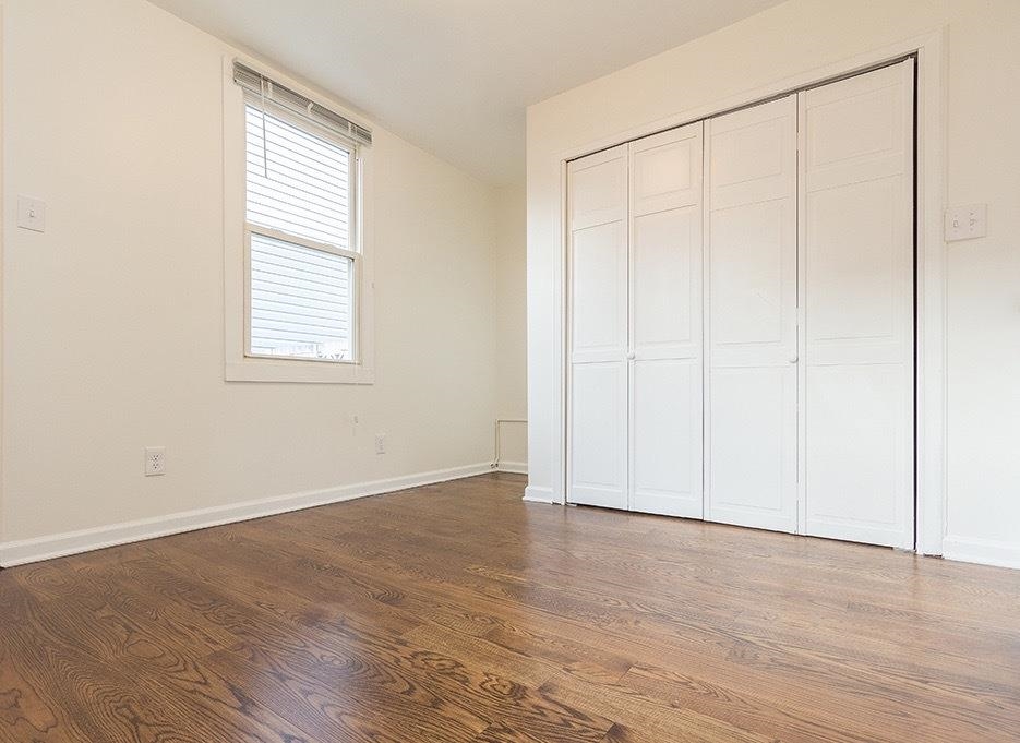 17 PIERCE AVE