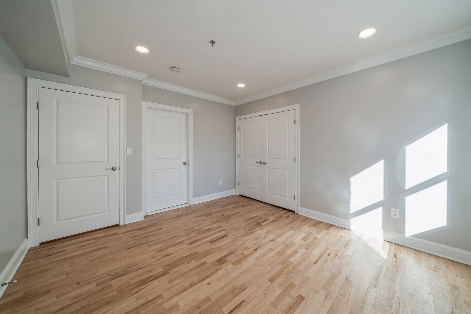 63 SUSSEX ST Unit: 8