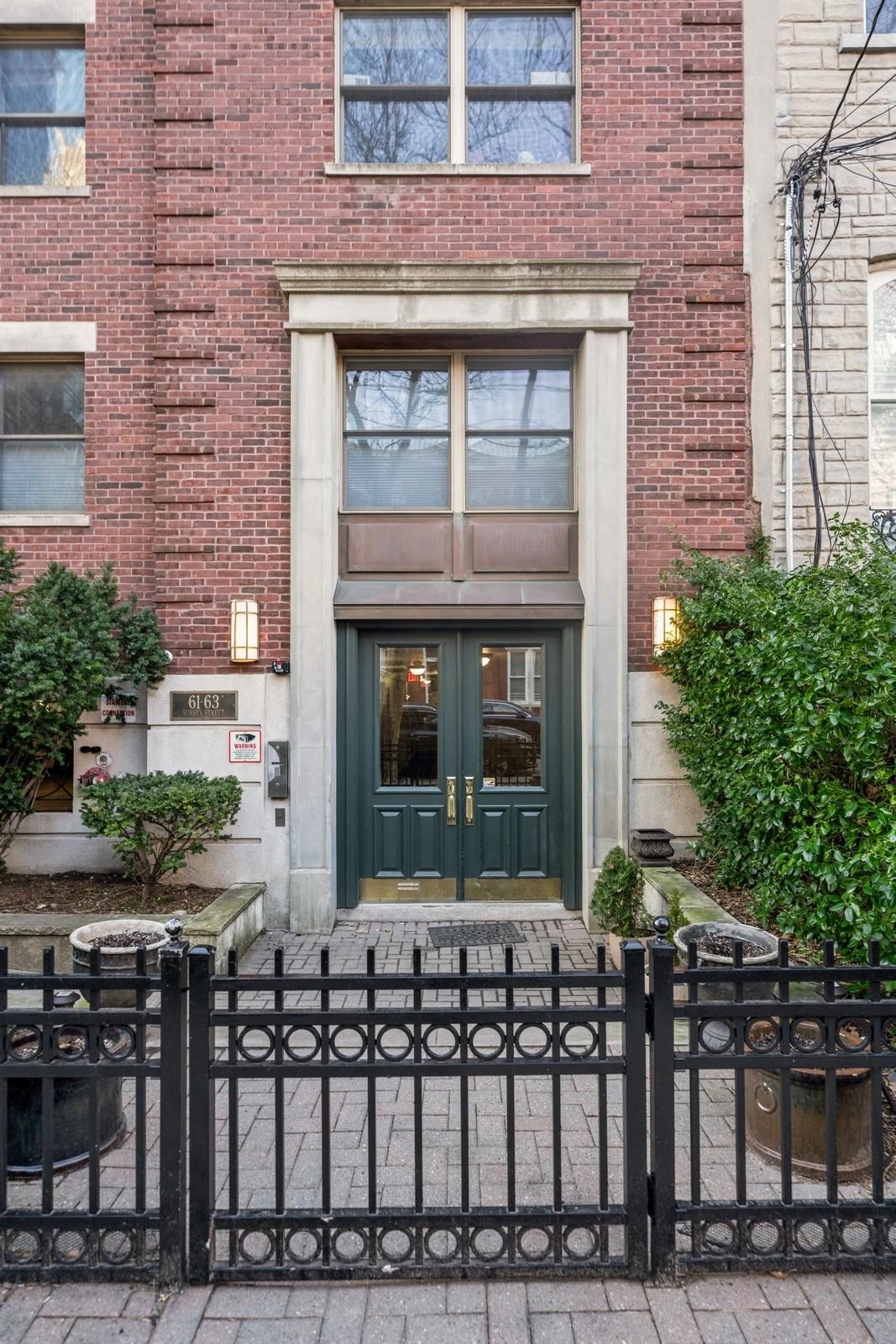 63 SUSSEX ST Unit: 8