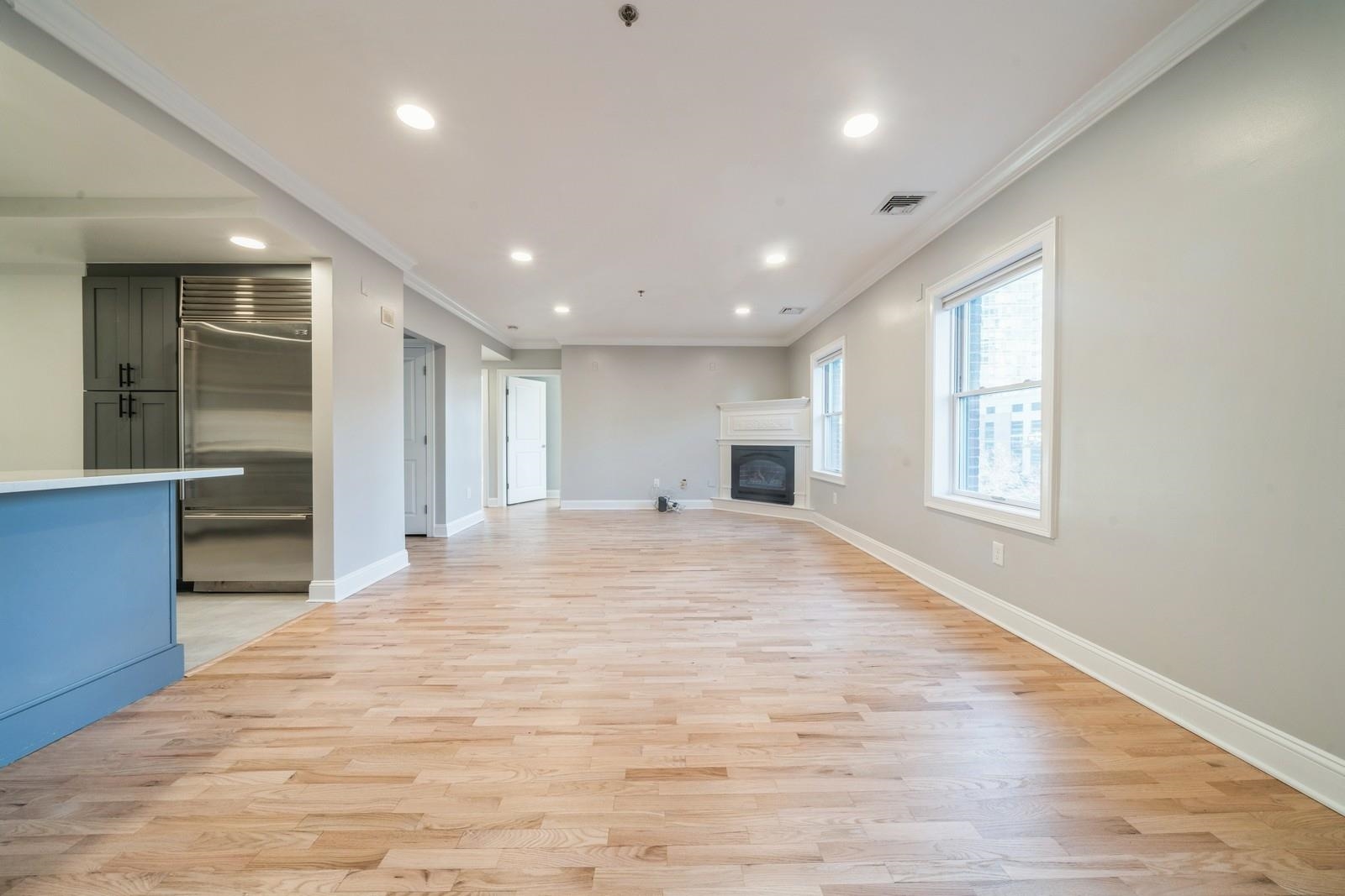 63 SUSSEX ST Unit: 8