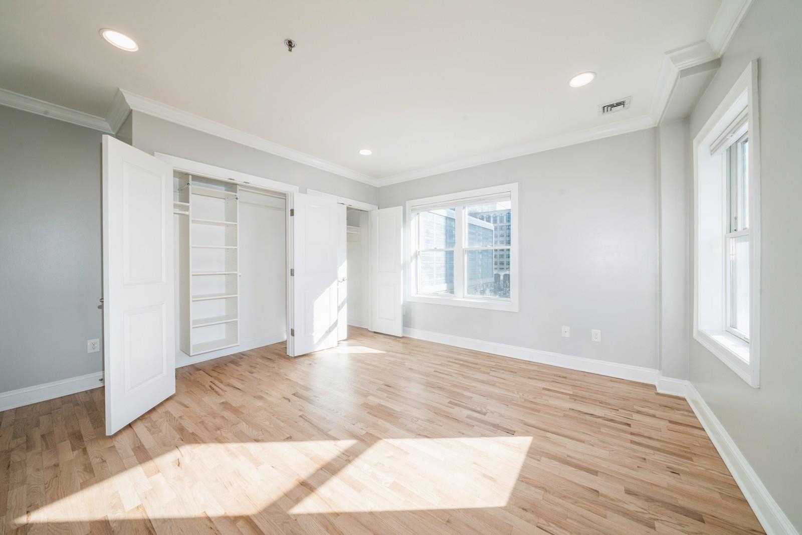 63 SUSSEX ST Unit: 8