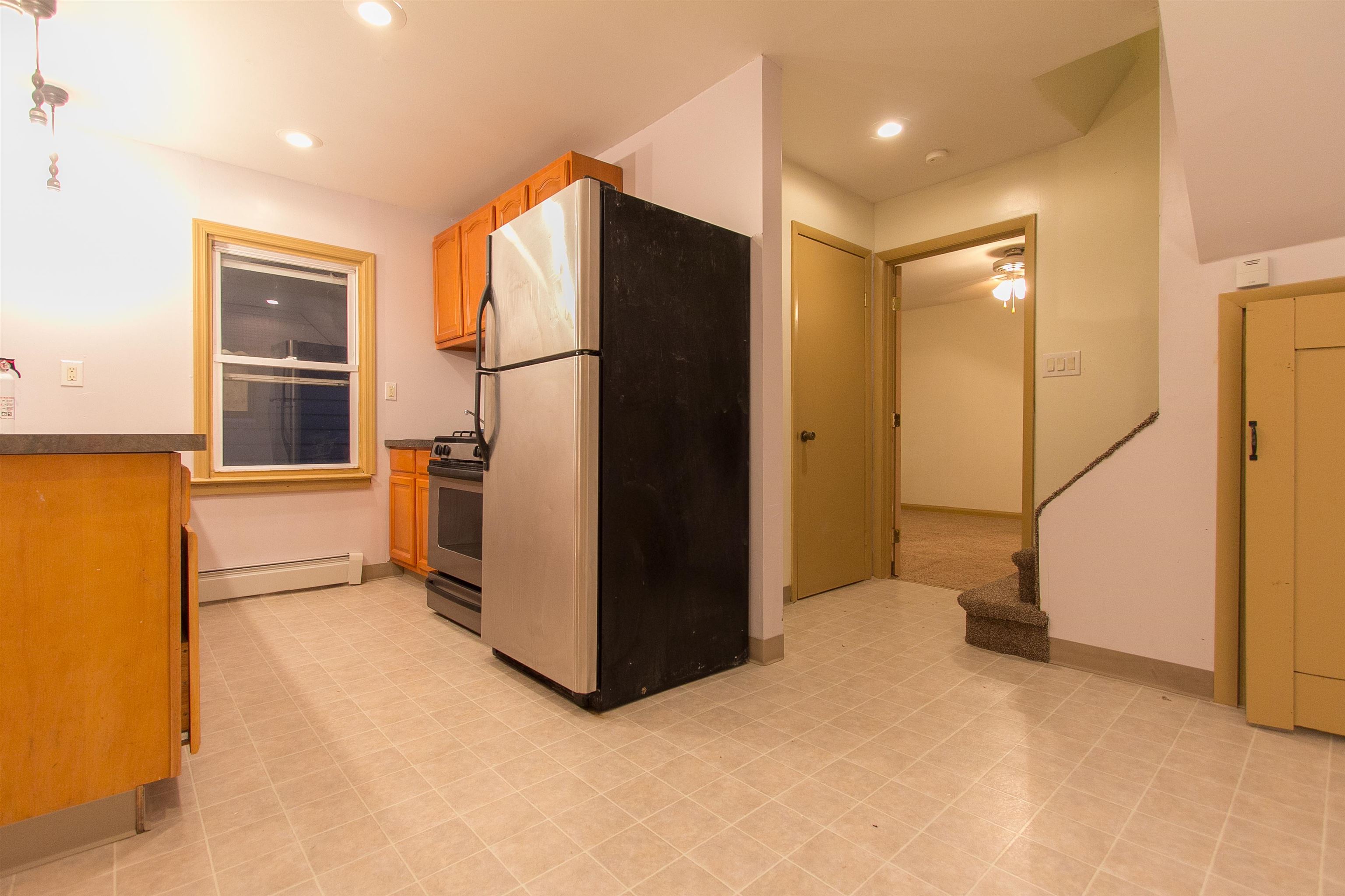 8 KELLY PARKWAY