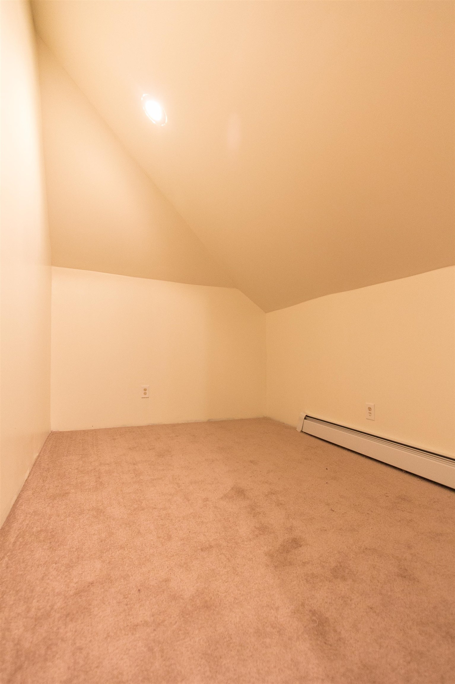 8 KELLY PARKWAY