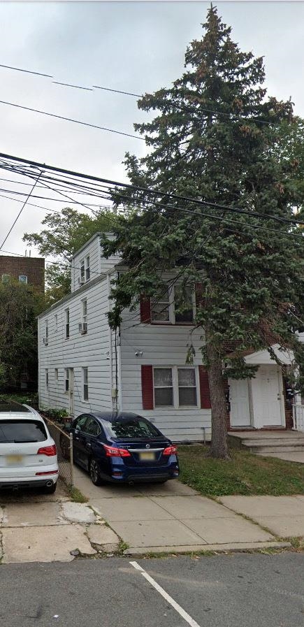 8 KELLY PARKWAY