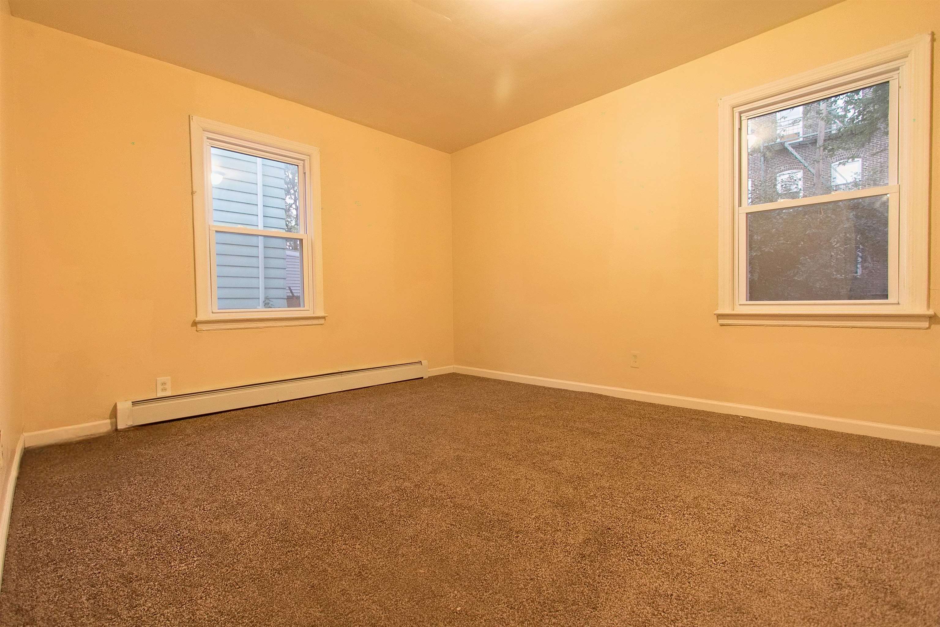 8 KELLY PARKWAY