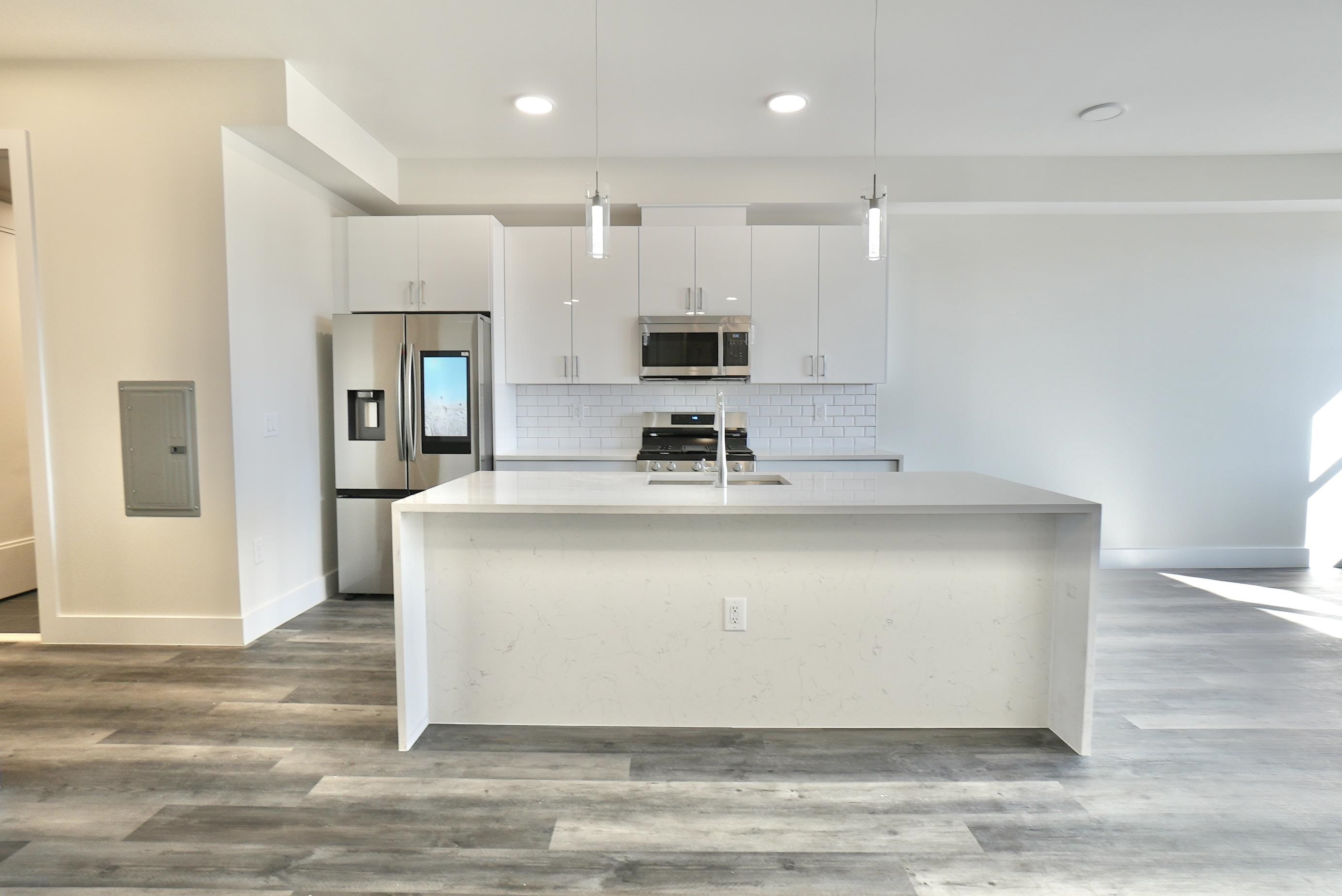 3443 JOHN F KENNEDY BLVD Unit: 504