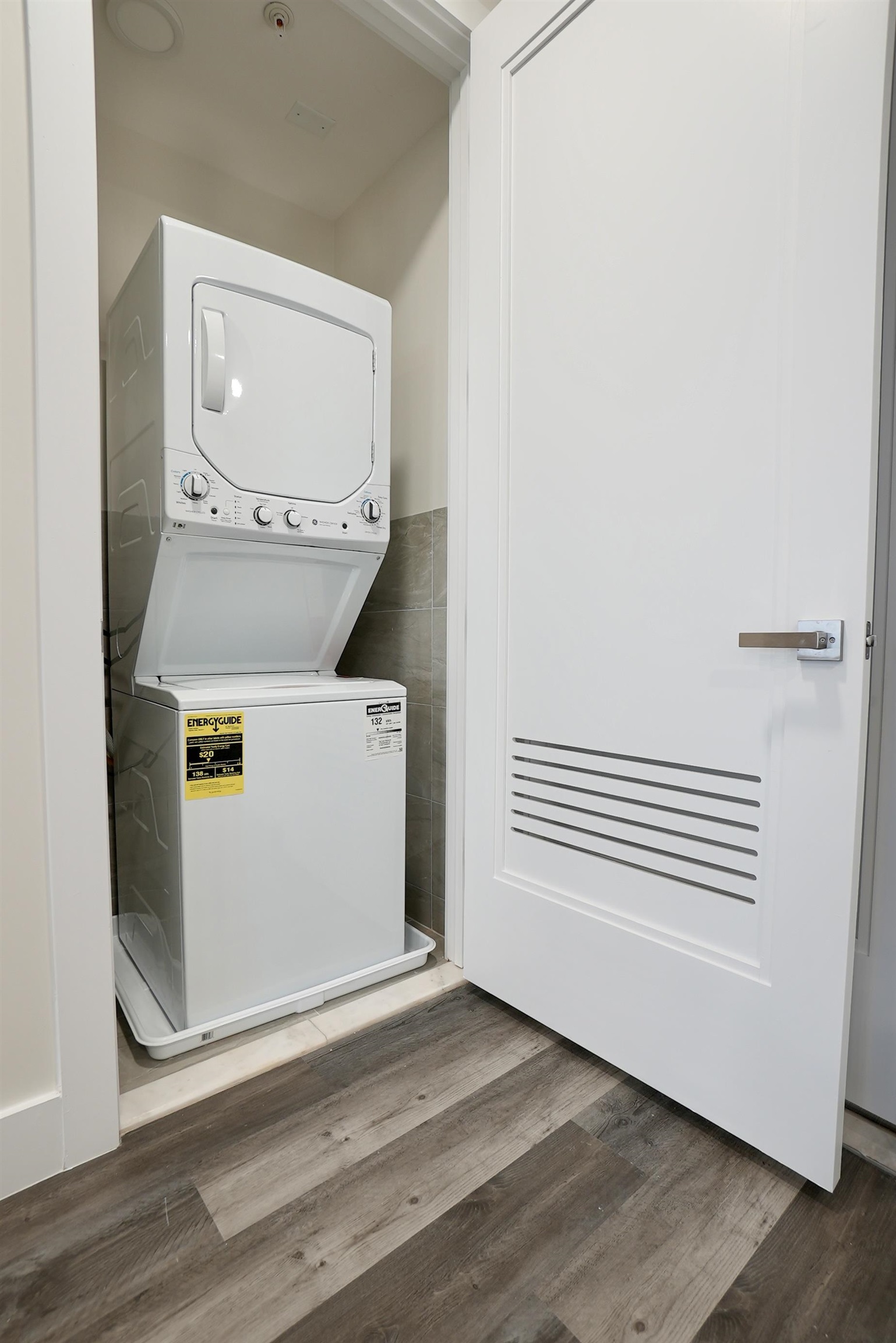 3443 JOHN F KENNEDY BLVD Unit: 508