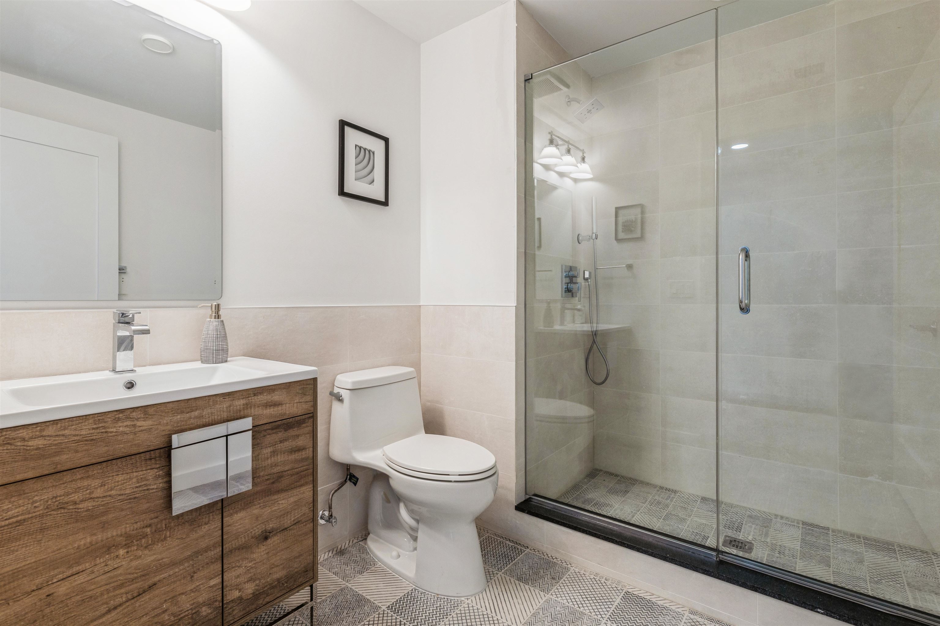 139 BRUNSWICK ST Unit: 207