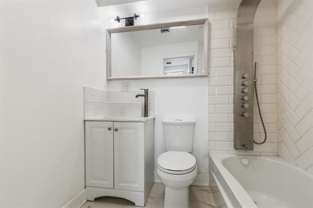 304 PATERSON PLANK RD Unit: 2B