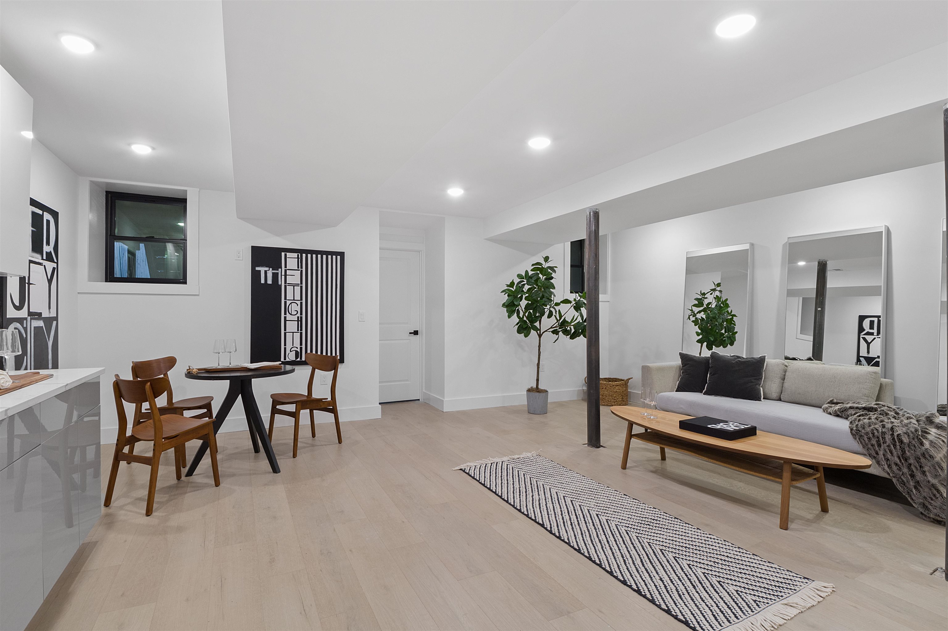 34 GRACE ST Unit: 2