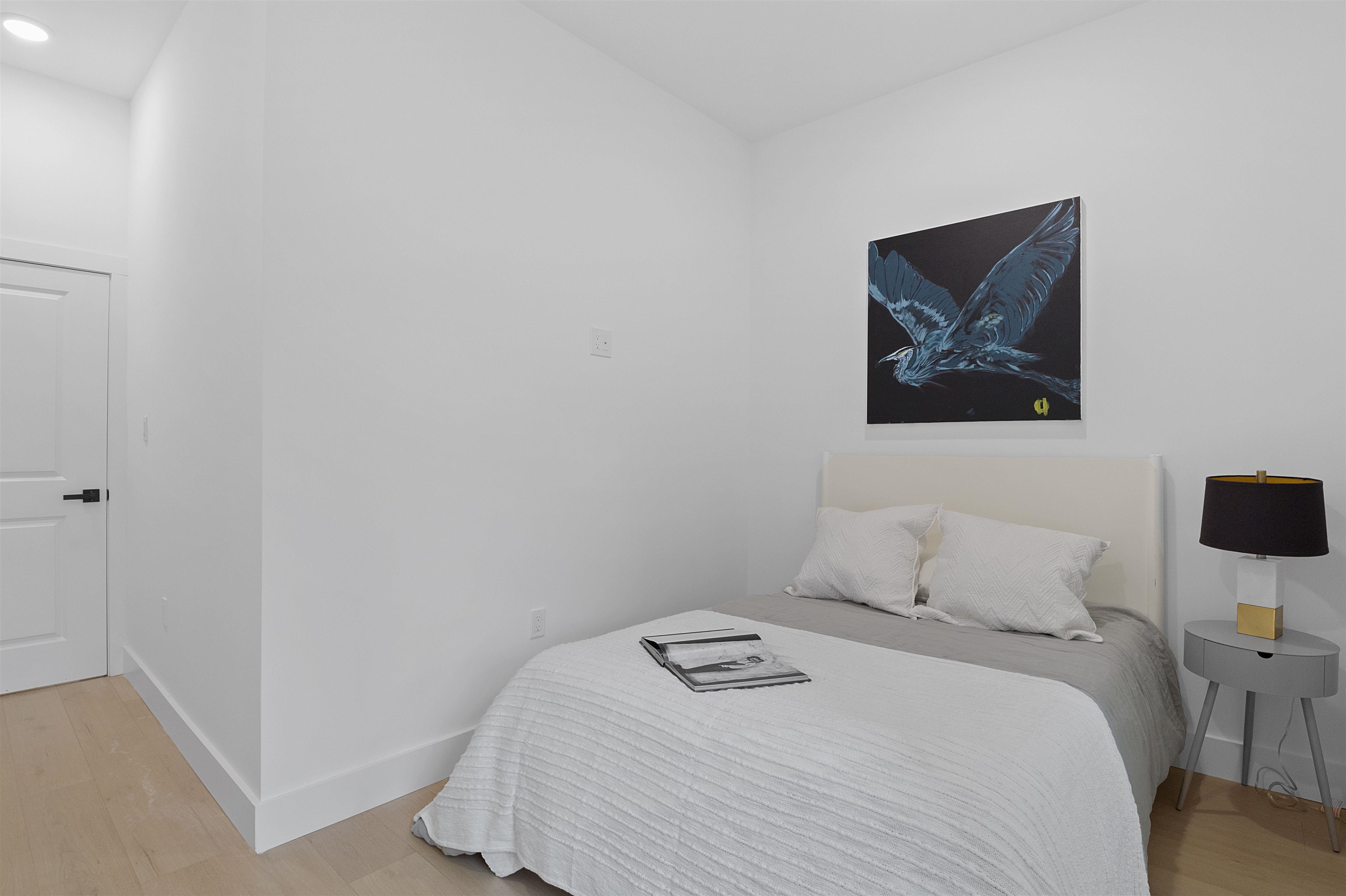 34 GRACE ST Unit: 2