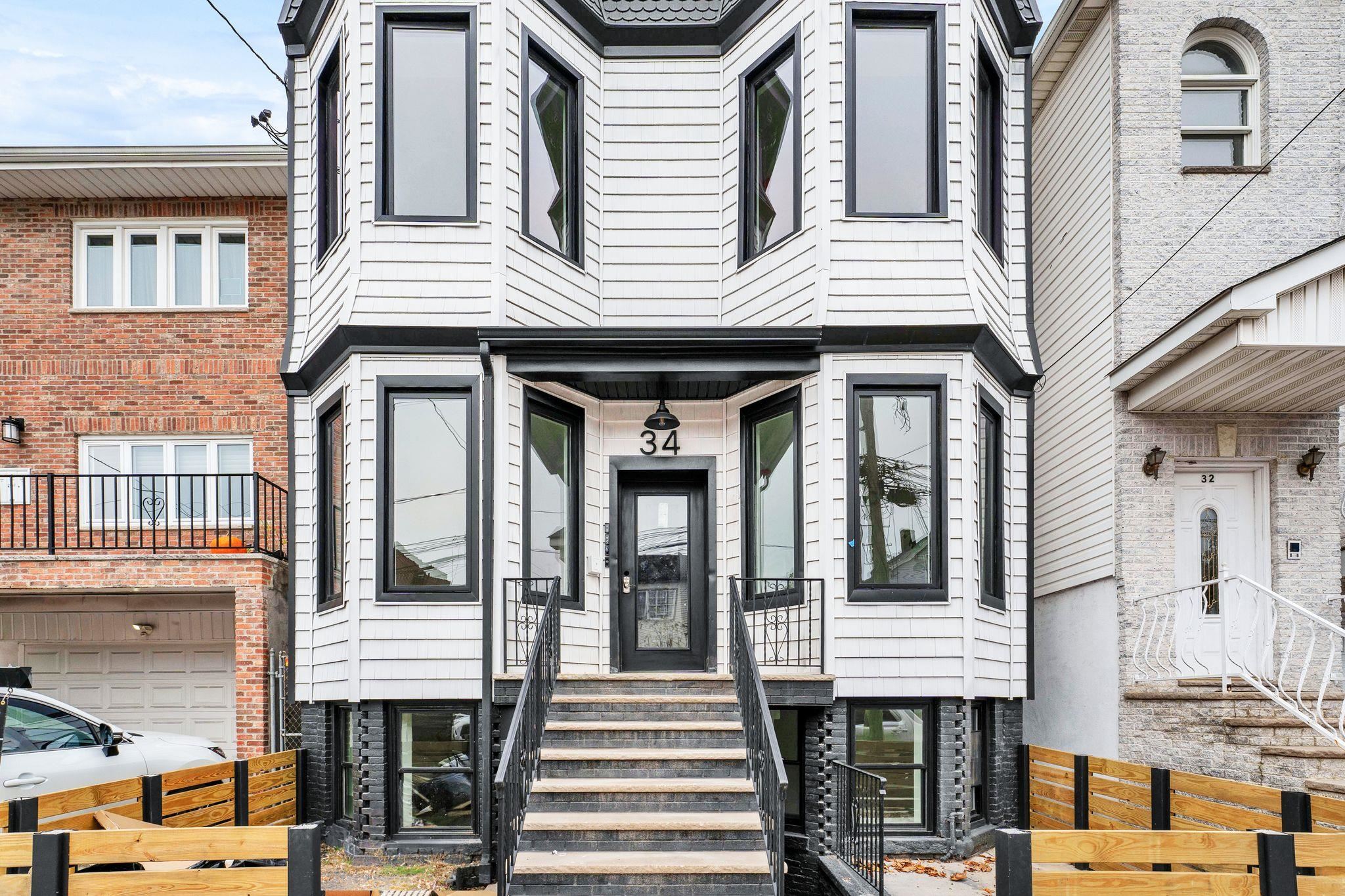 34 GRACE ST Unit: 2