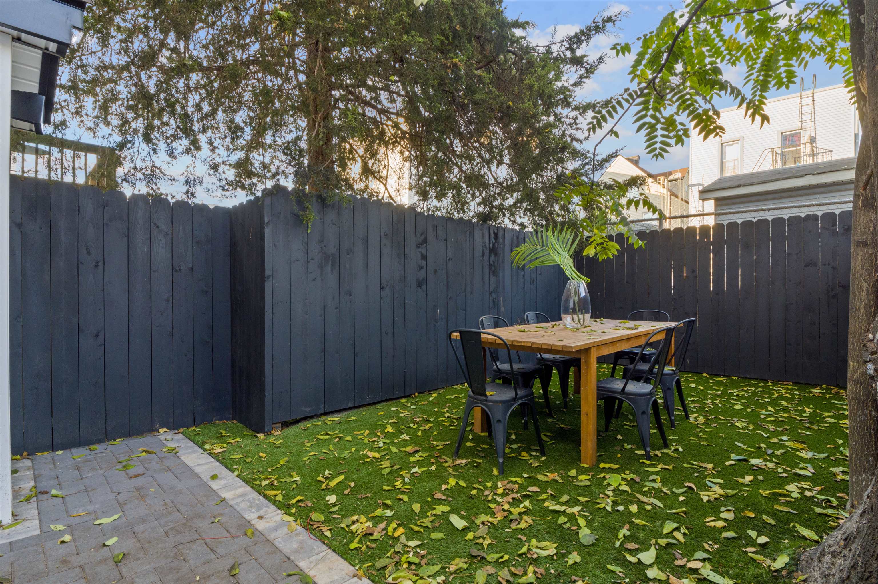 34 GRACE ST Unit: 2