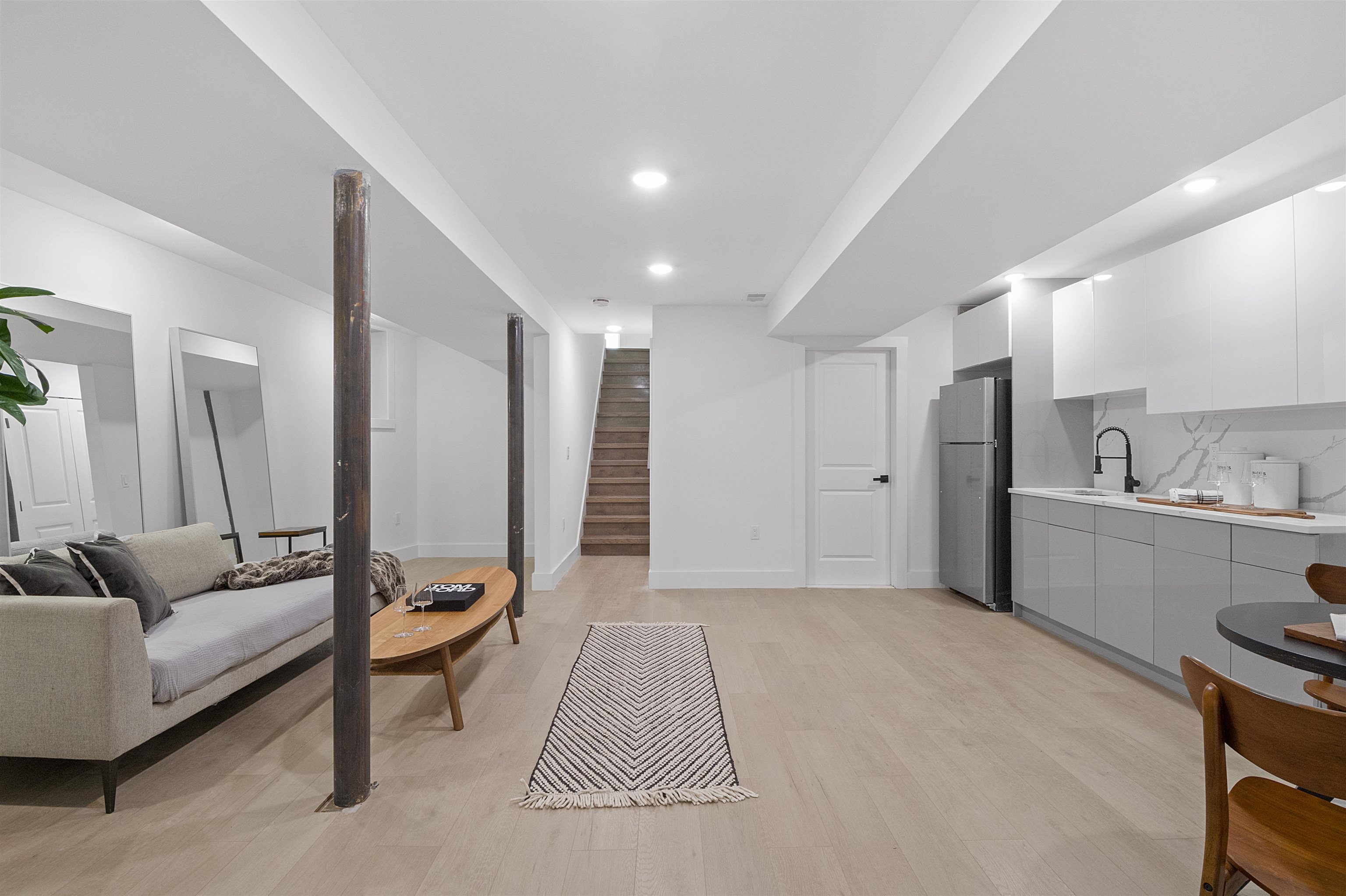 34 GRACE ST Unit: 2