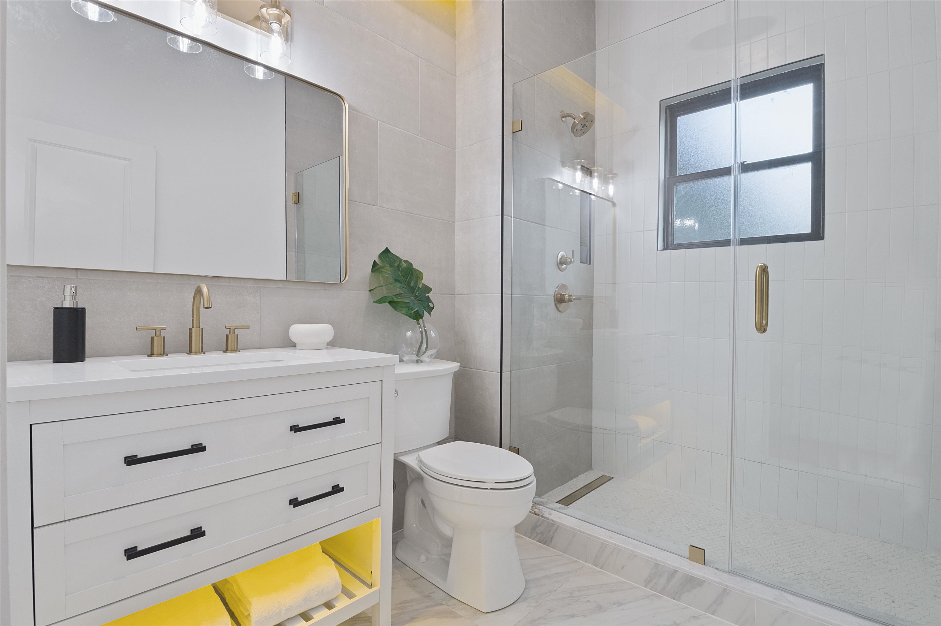 34 GRACE ST Unit: 2