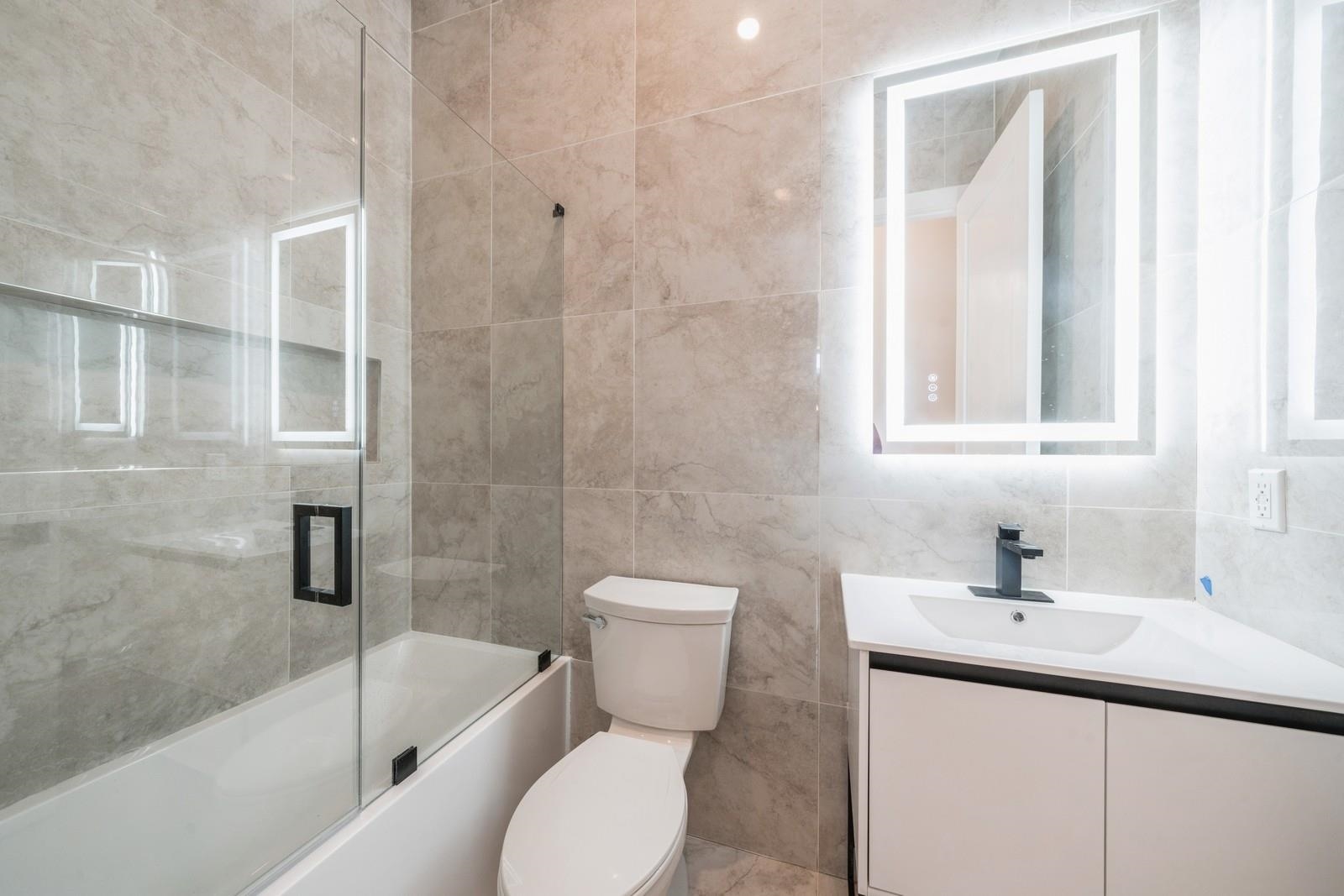 203 HUTTON ST Unit: 1