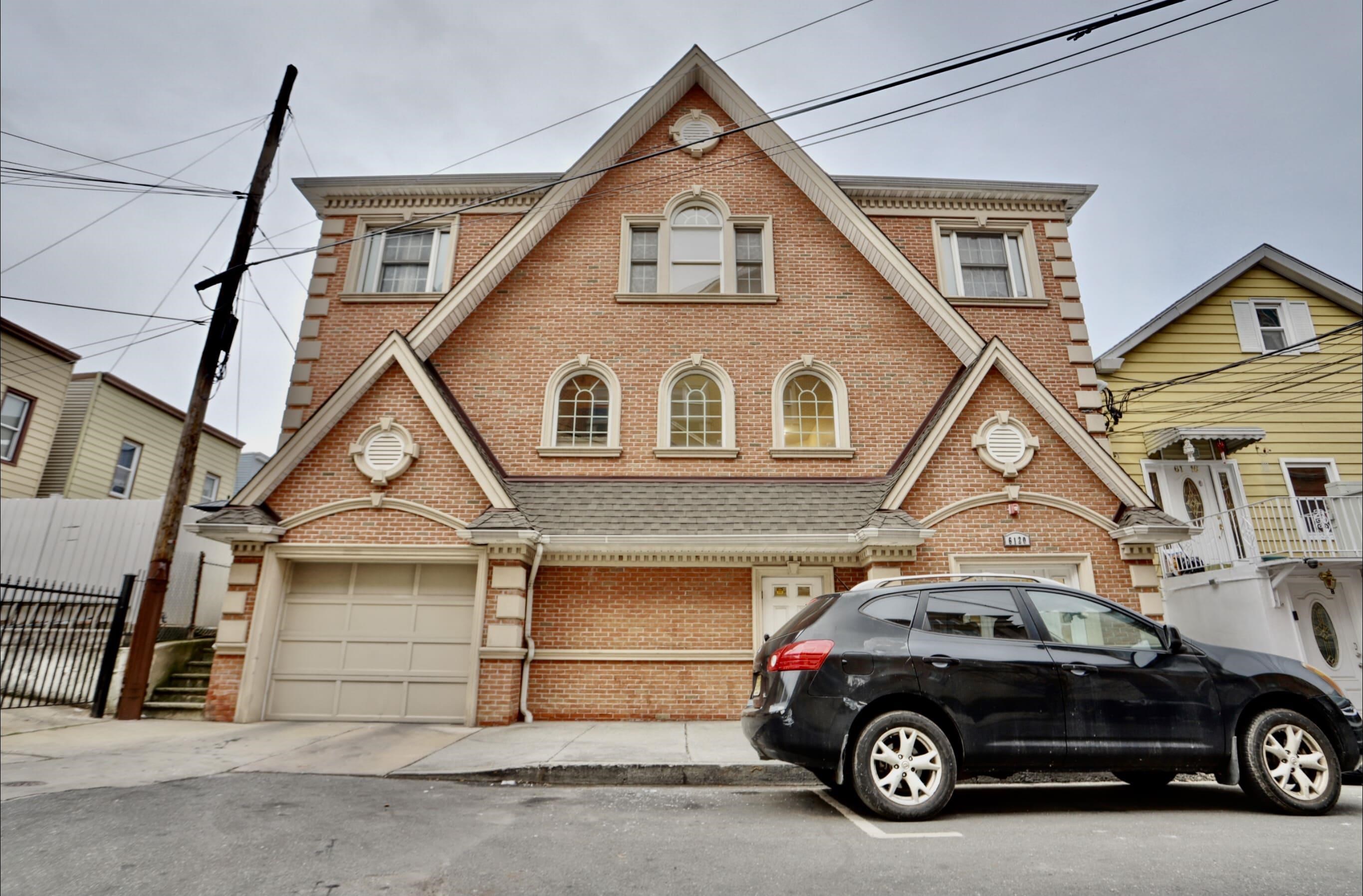 6120 FILLMORE PL Unit: 6