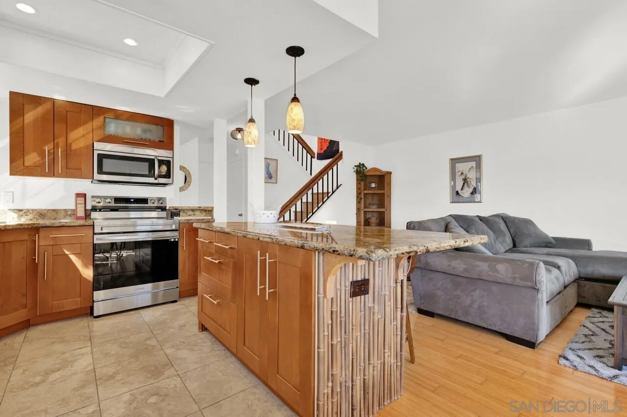 2967 Brandon Cir