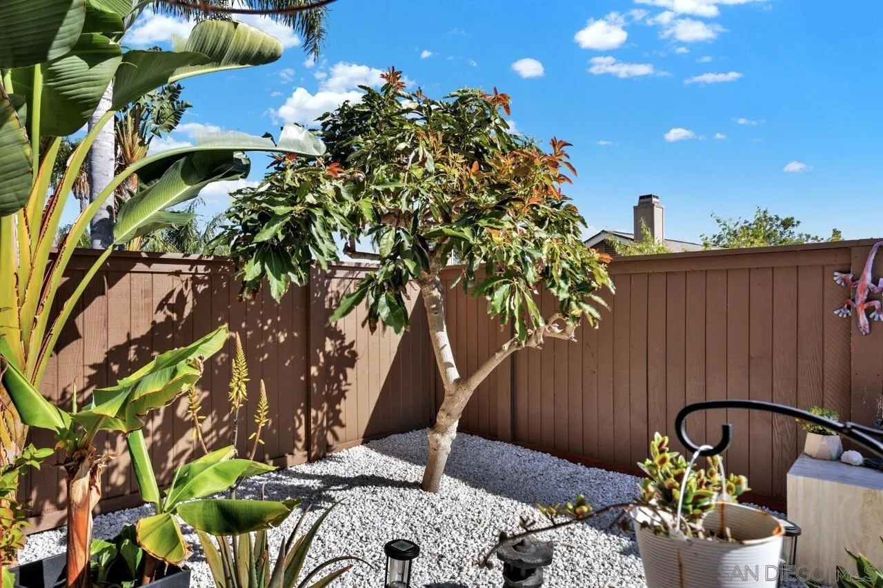2967 Brandon Cir