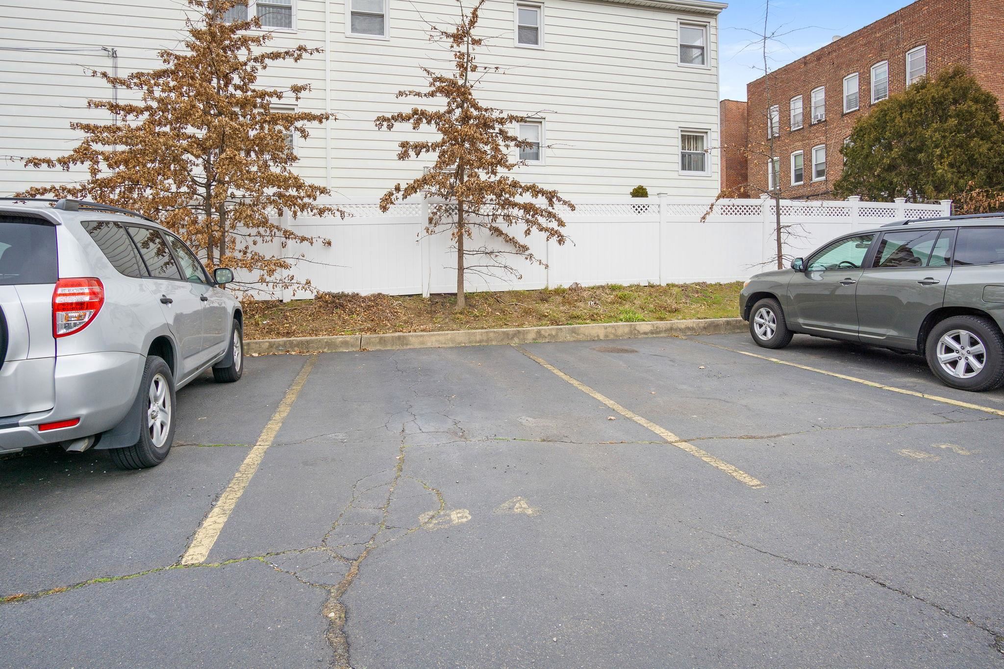 1001 AVENUE C Unit: B4