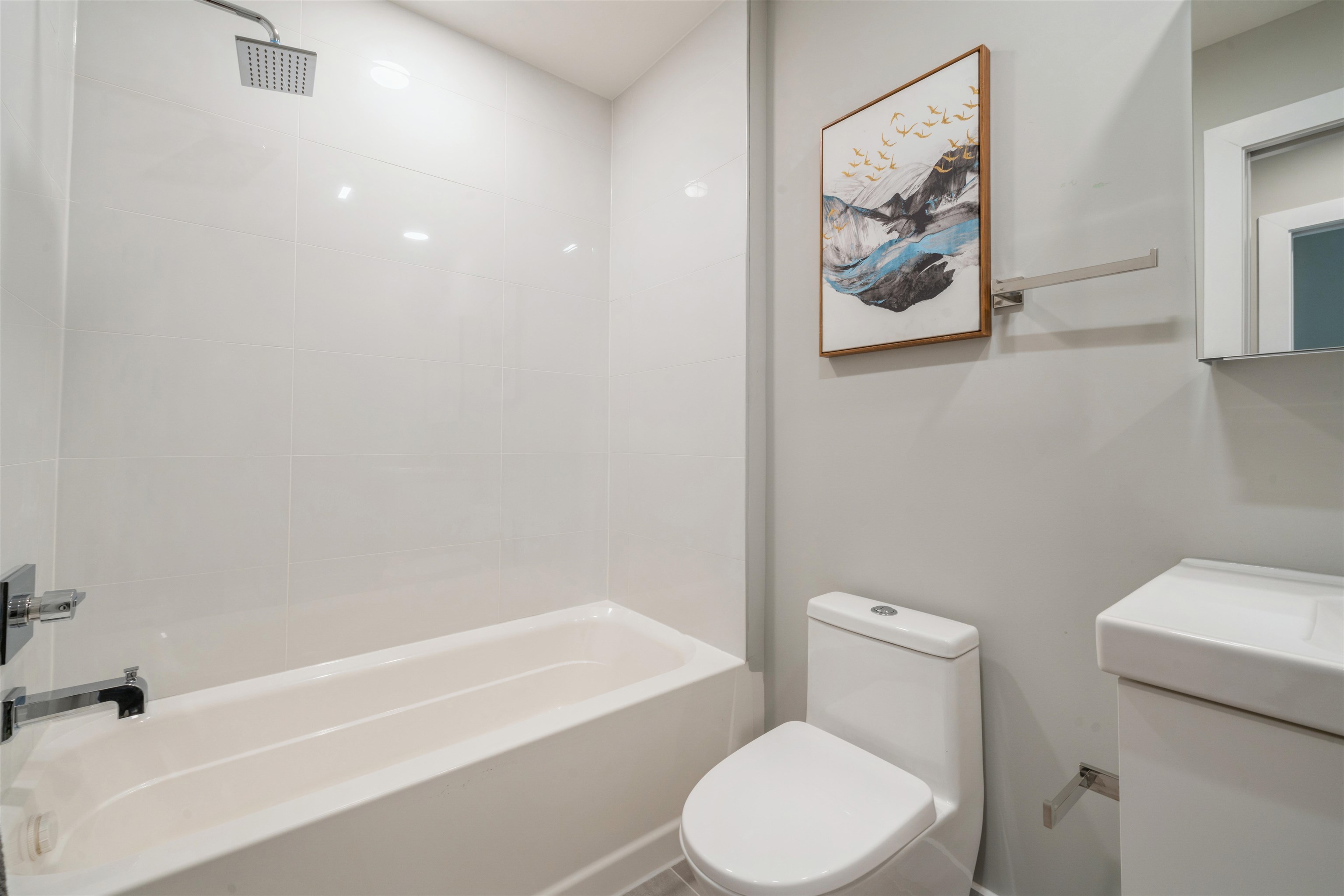 203 HOPKINS AVE Unit: 2
