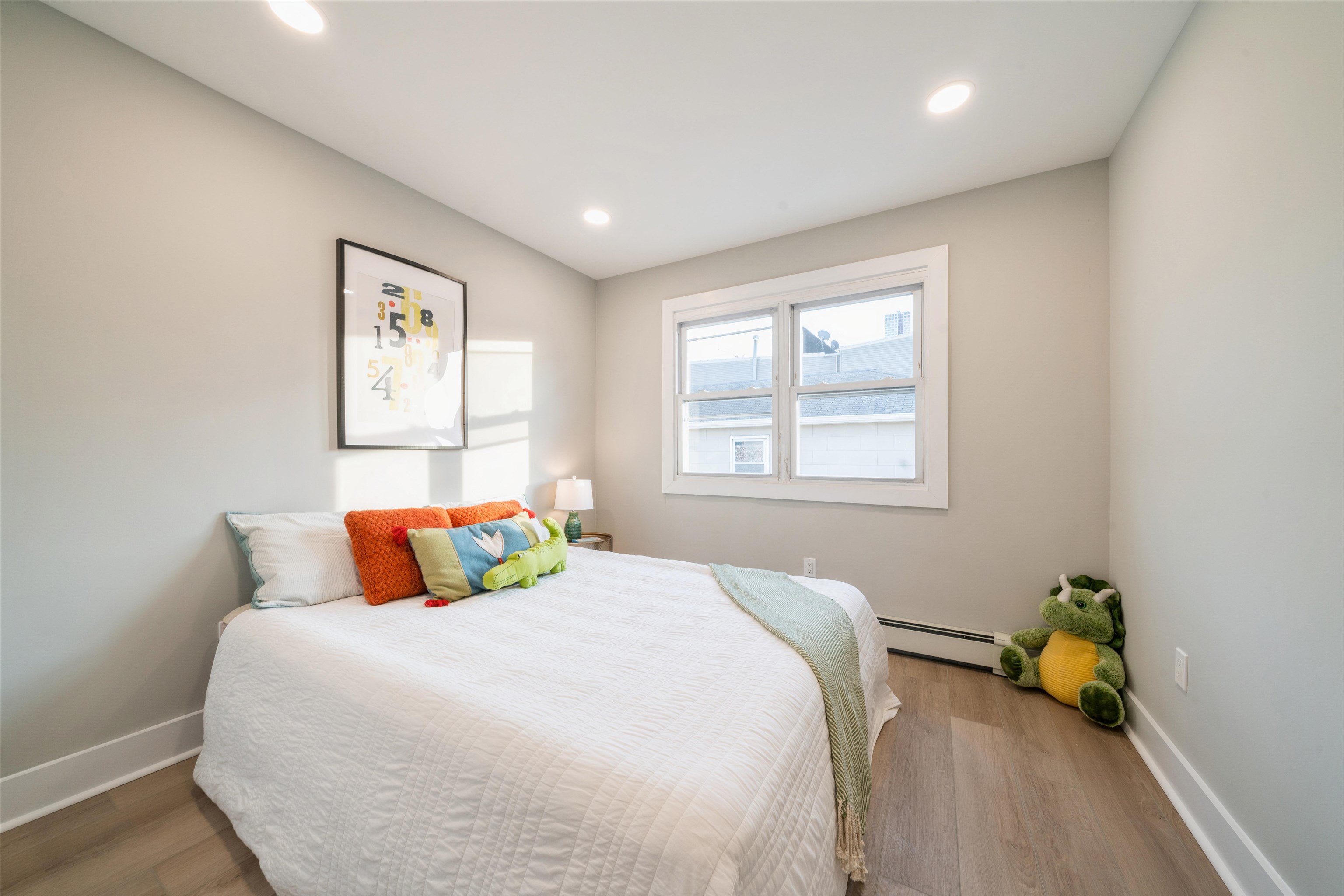 203 HOPKINS AVE Unit: 2