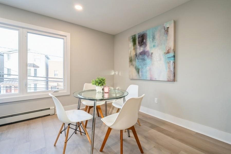 203 HOPKINS AVE Unit: 2