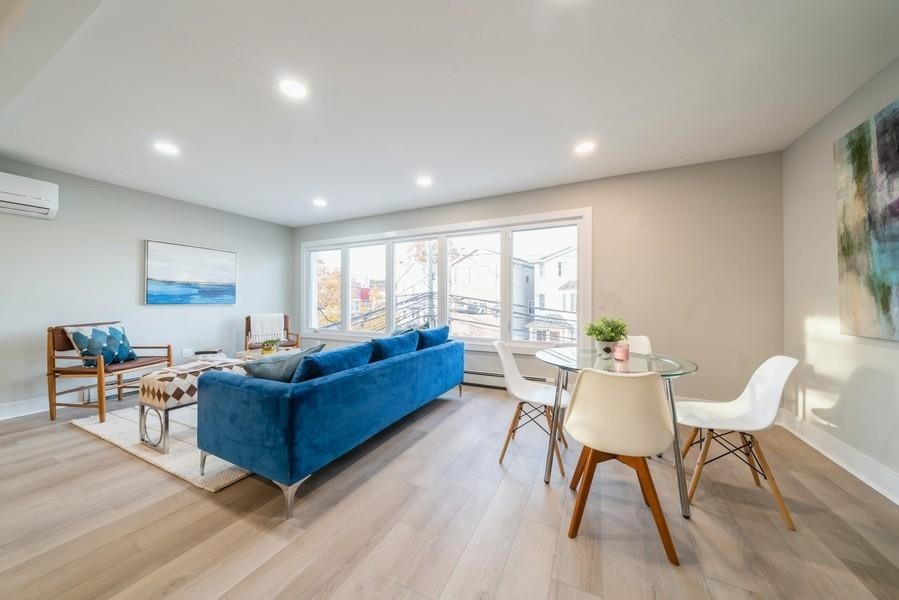 203 HOPKINS AVE Unit: 2