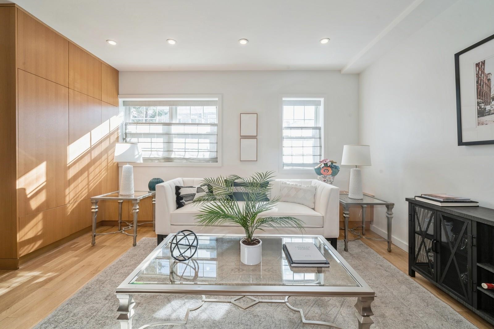 334 7TH ST Unit: 1