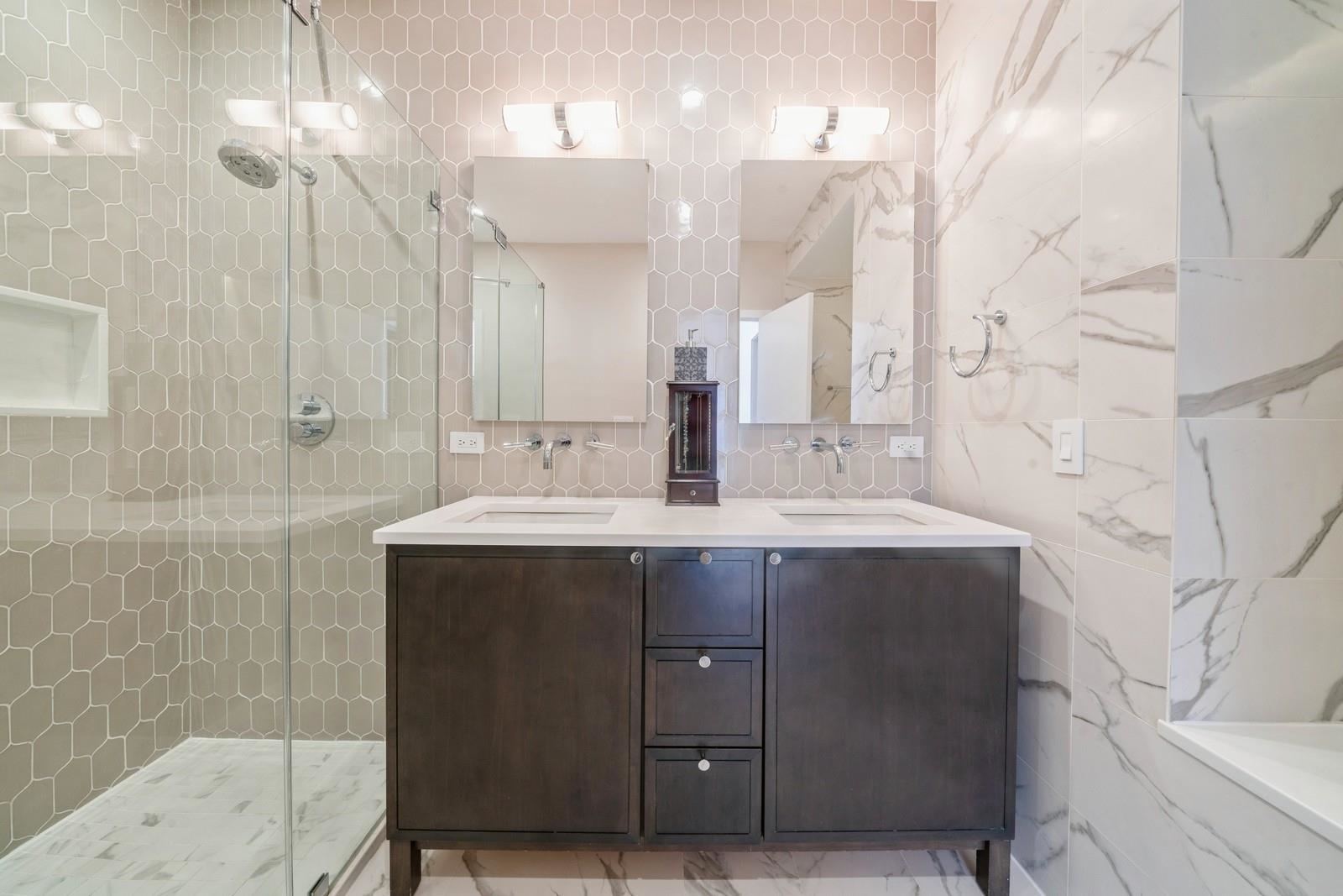 334 7TH ST Unit: 1