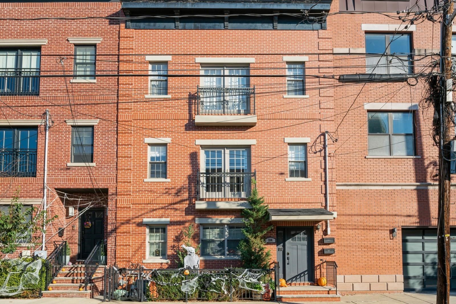 334 7TH ST Unit: 1