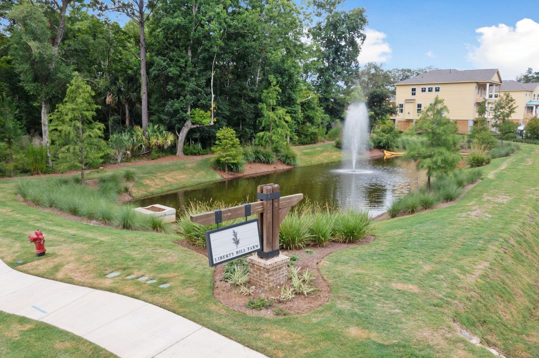 1641 Farmers Way # 422
