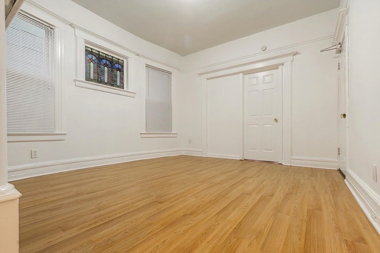 109 CLAREMONT AVE
