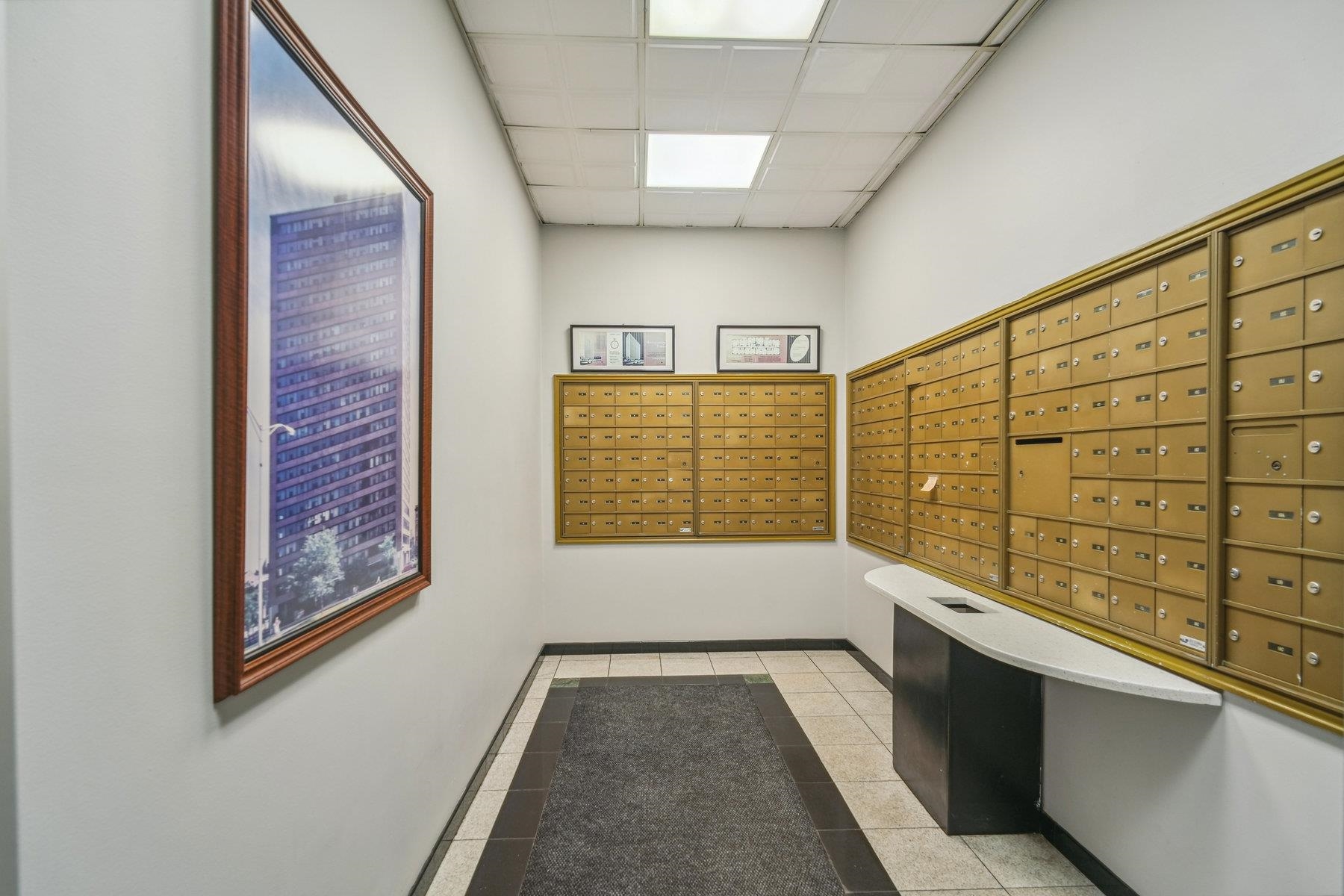 135 MONTGOMERY ST Unit: 18F