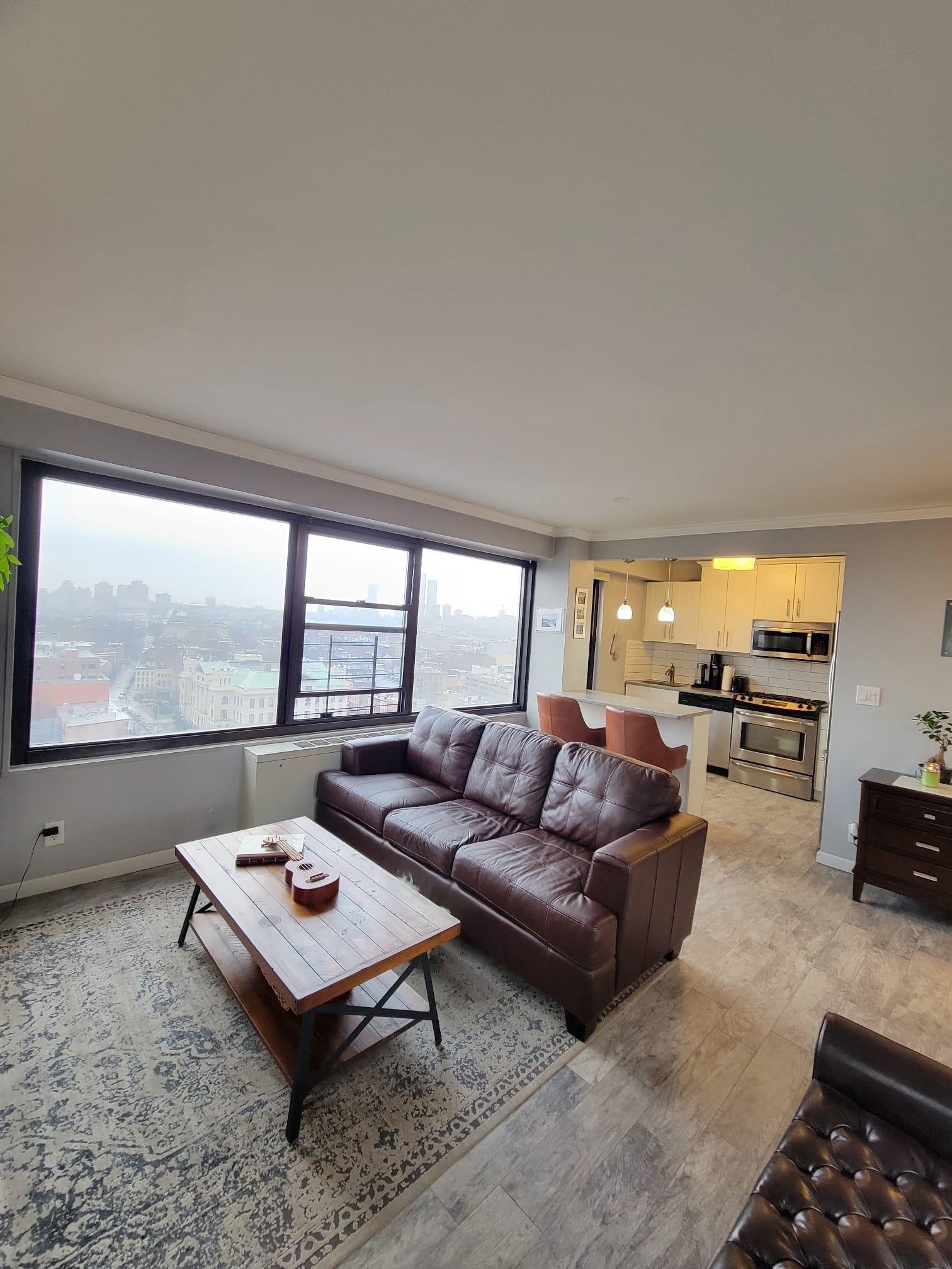 135 MONTGOMERY ST Unit: 18F