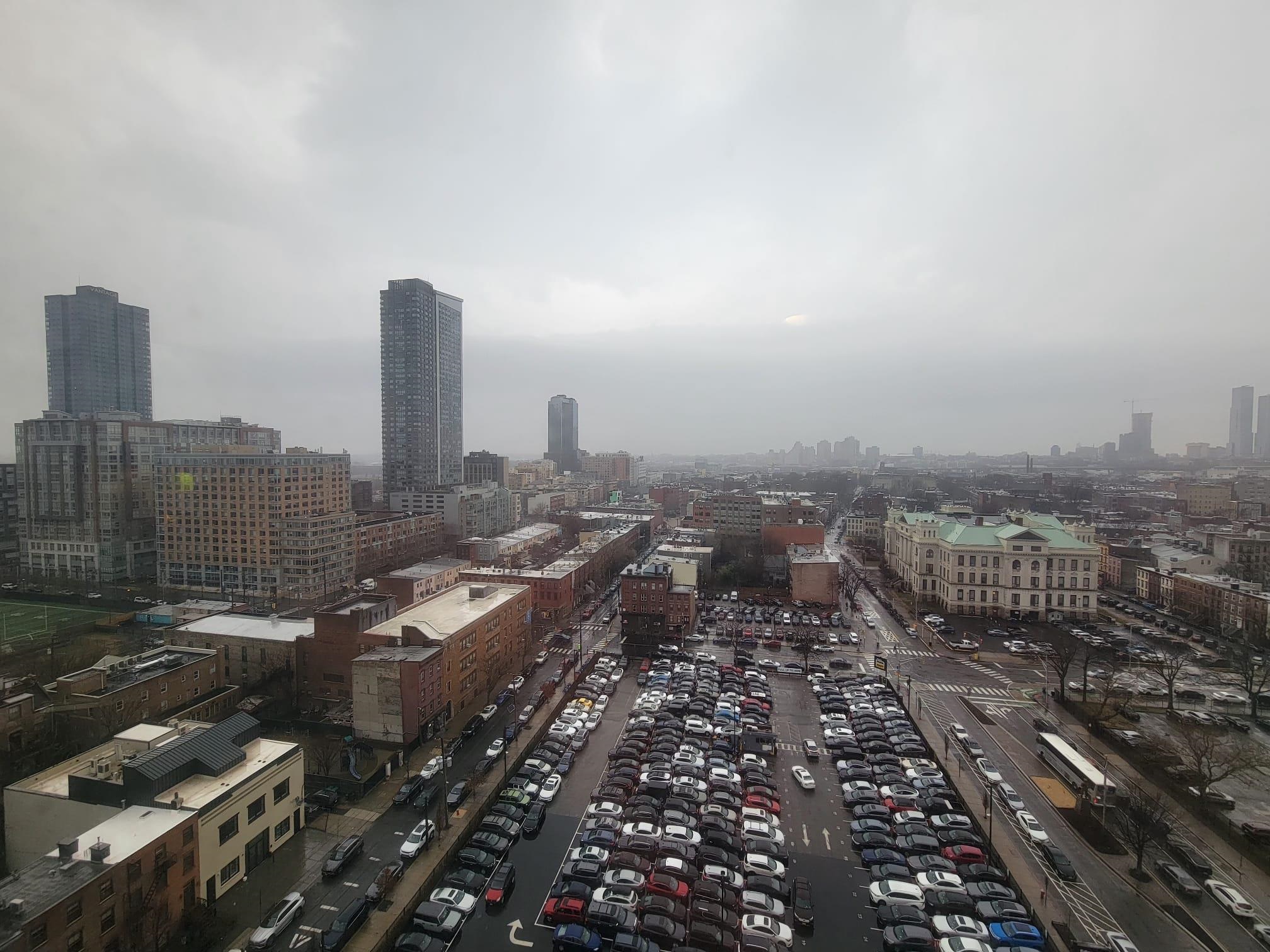 135 MONTGOMERY ST Unit: 18F