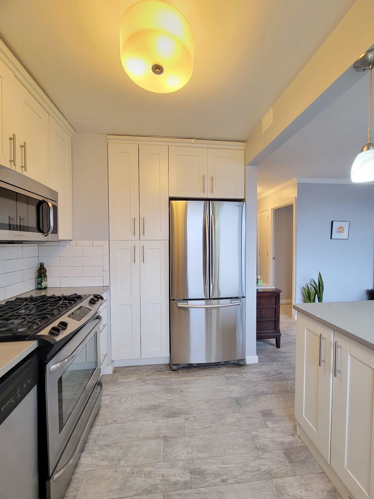 135 MONTGOMERY ST Unit: 18F