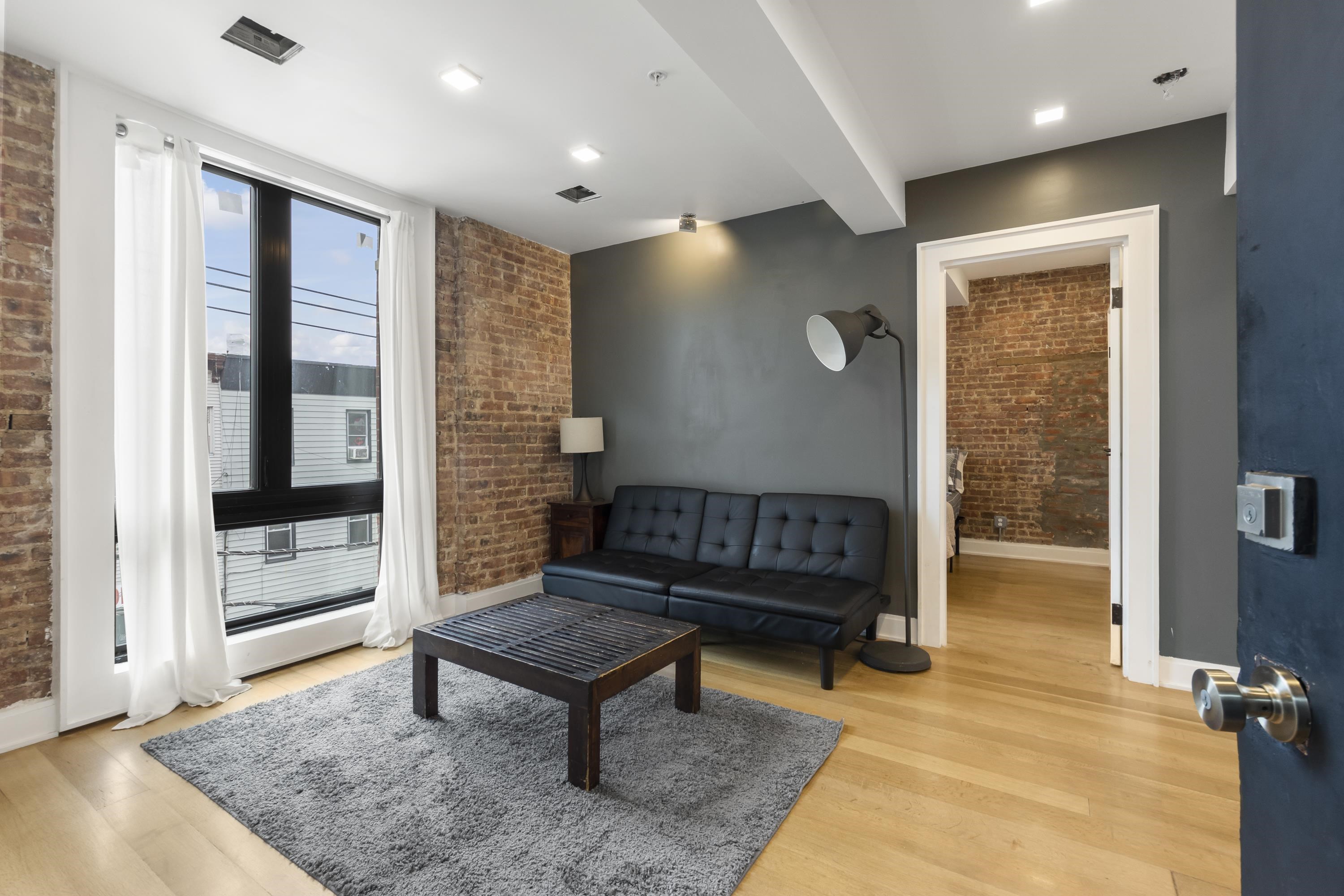 304 PATERSON PLANK RD Unit: 2A