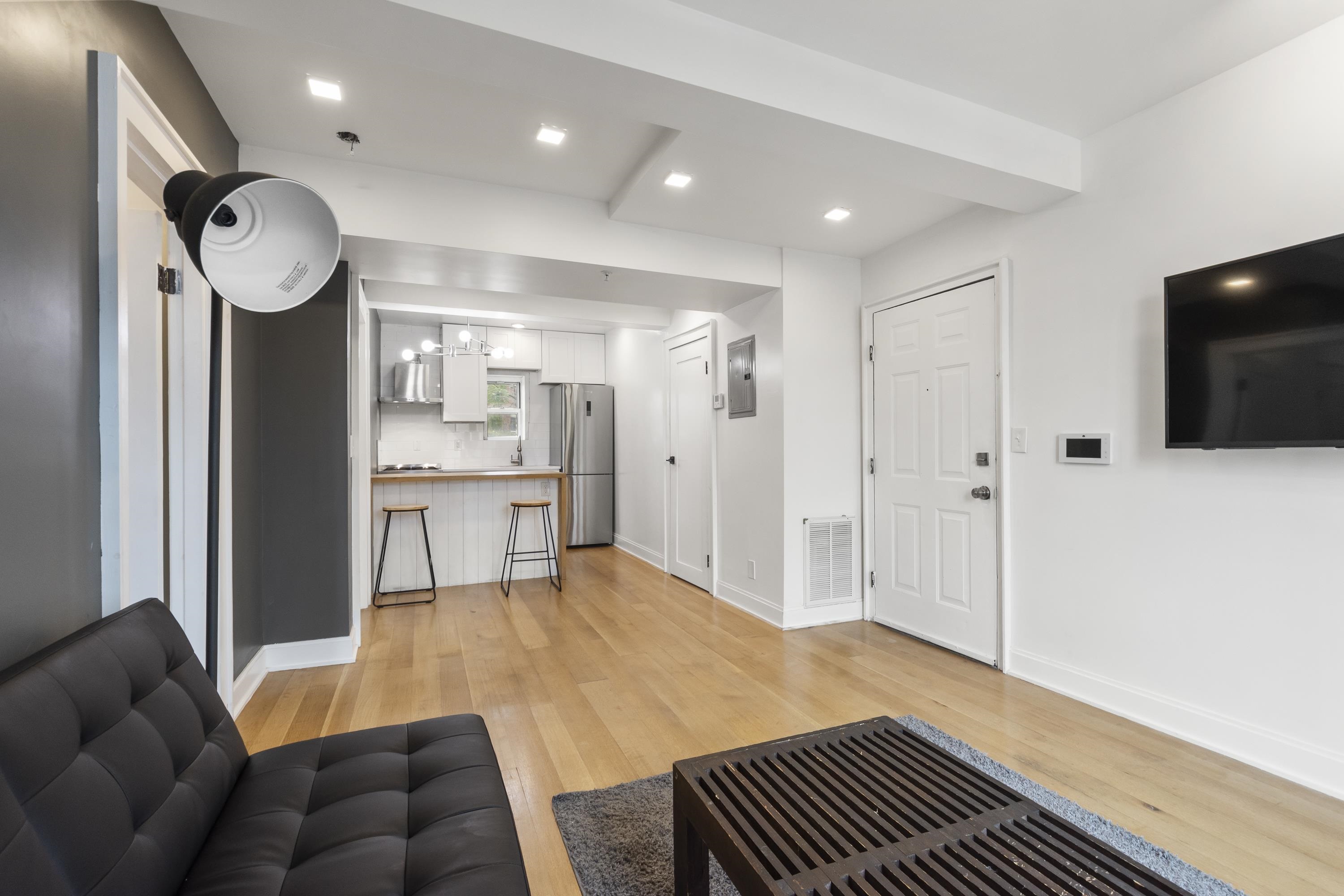 304 PATERSON PLANK RD Unit: 2A