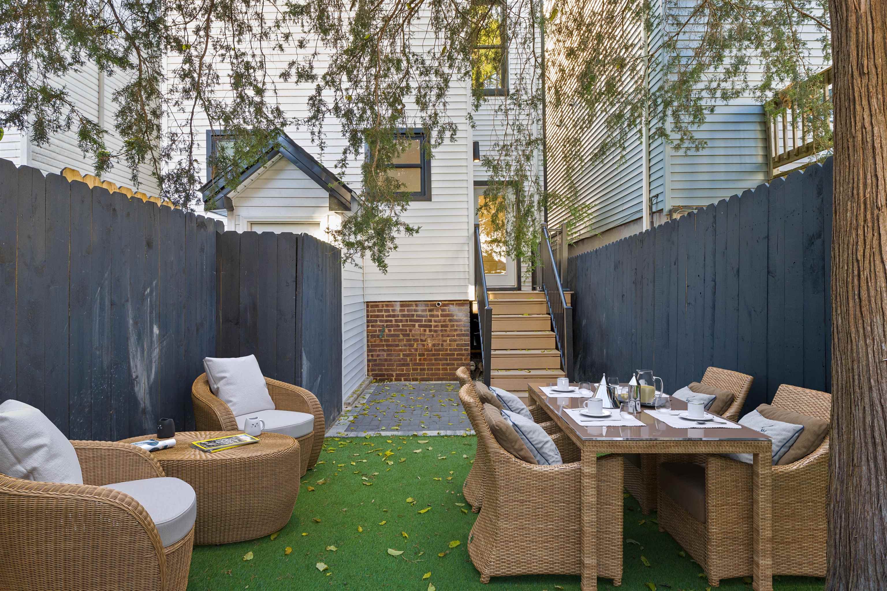 34 GRACE ST Unit: 1L