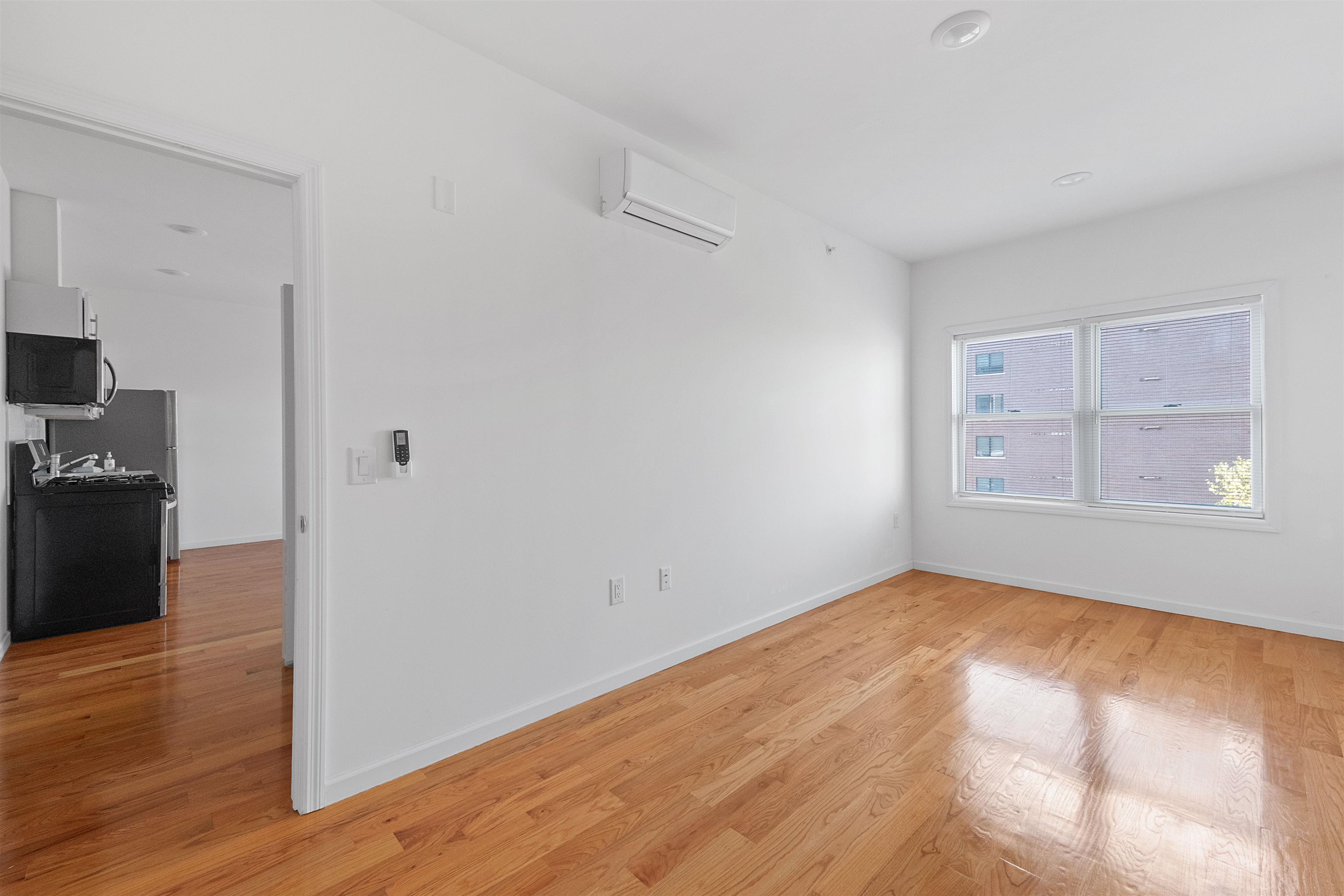 60 COTTAGE ST Unit: 3C