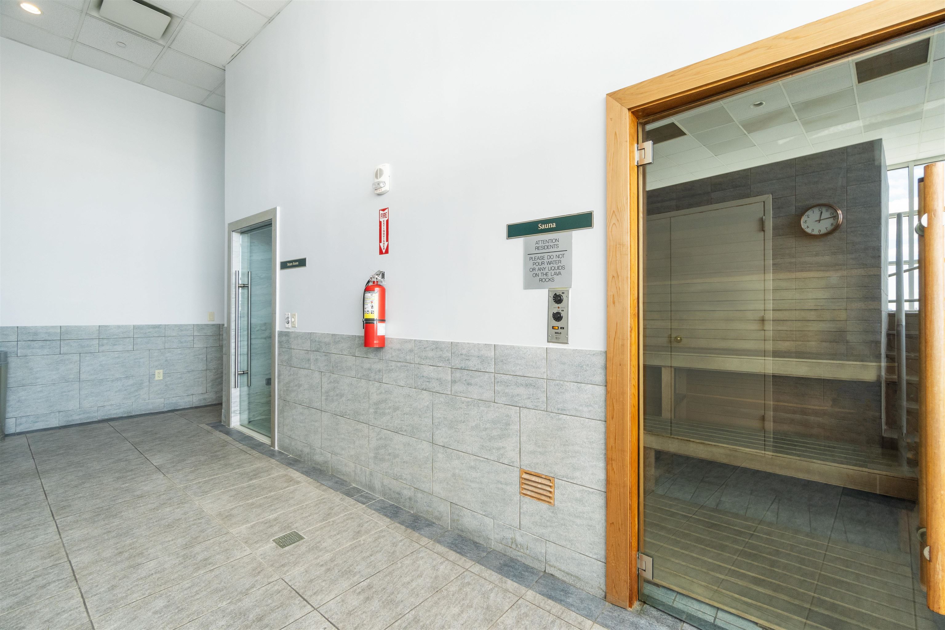 1 SHORE LANE Unit: 1706