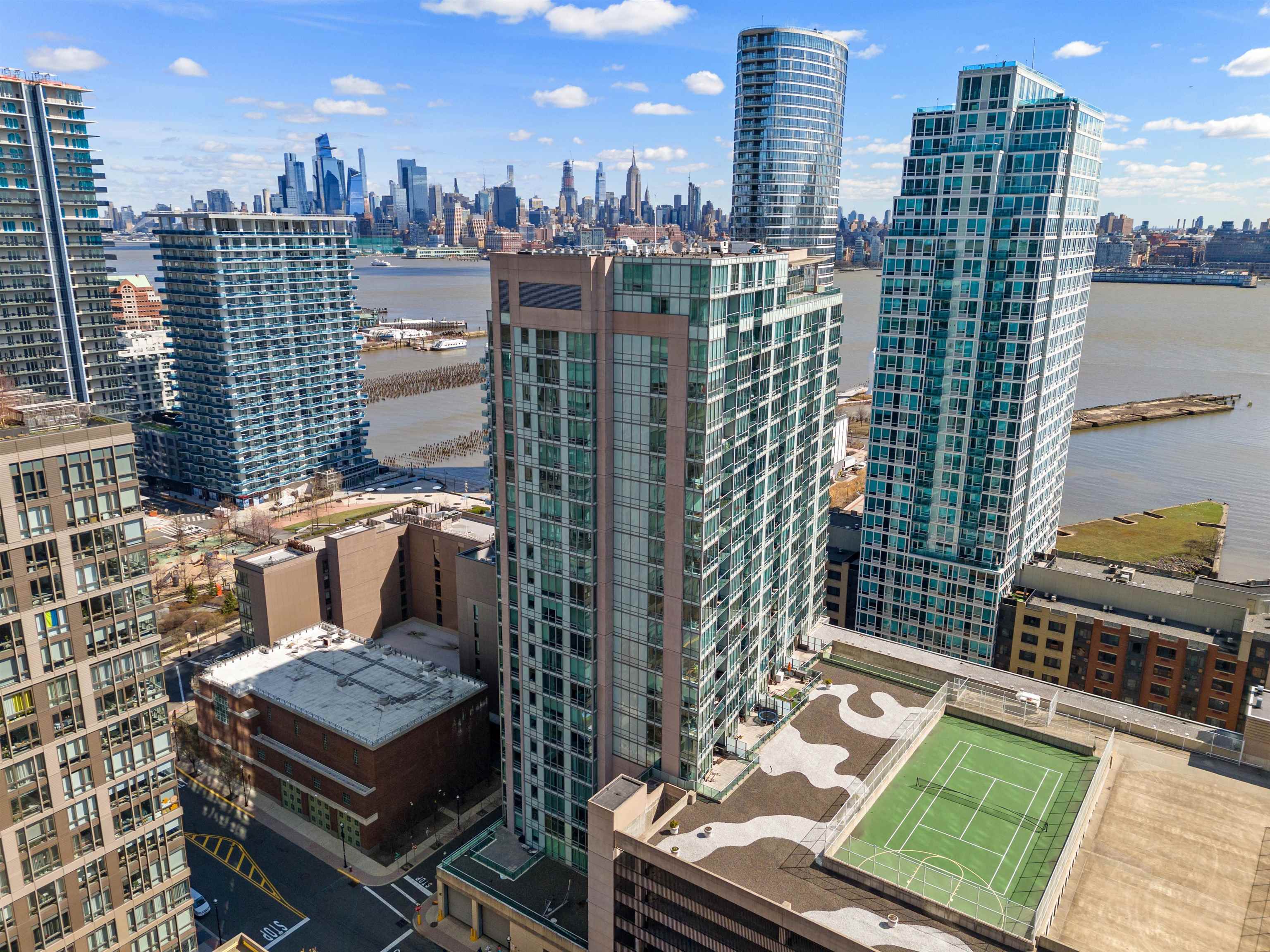 1 SHORE LANE Unit: 1706