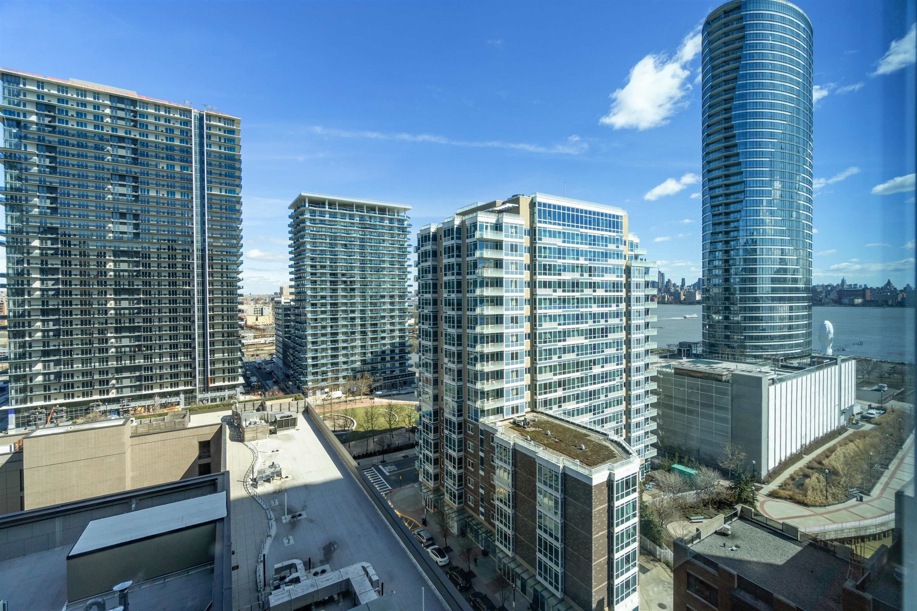 1 SHORE LANE Unit: 1706