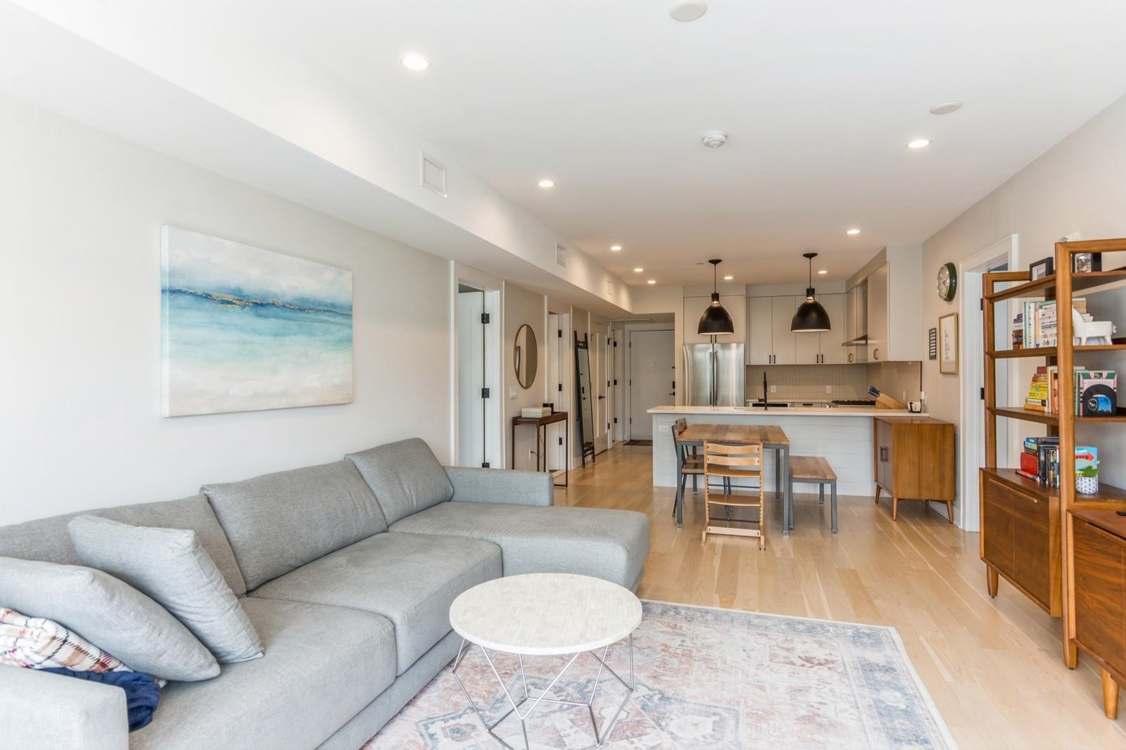 366 6TH ST Unit: 404